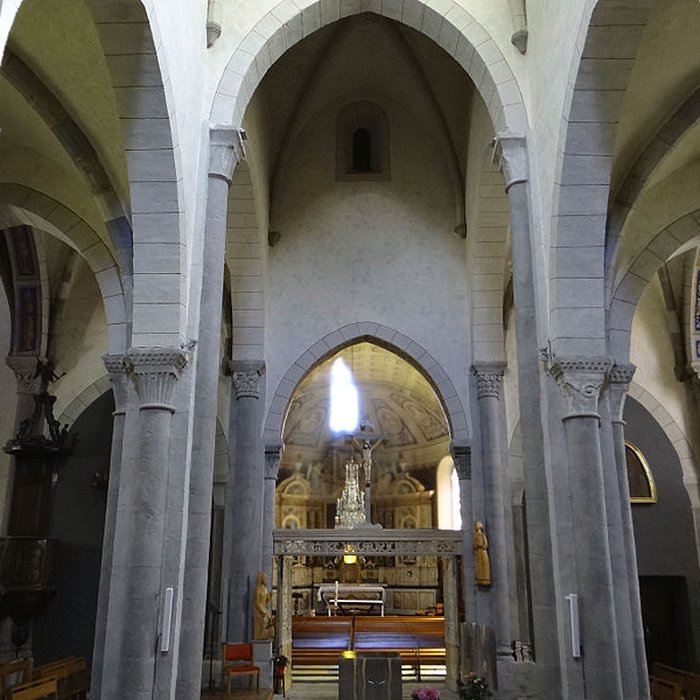 Photo de Église Saint-Thomas-de-Cantorbéry de Mur-de-Barrez