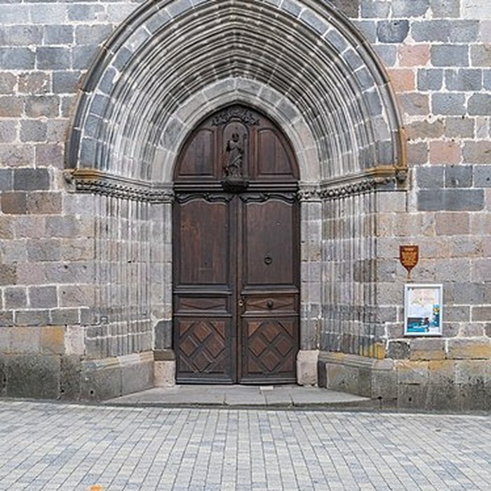 Photo de Église Saint-Thomas-de-Cantorbéry de Mur-de-Barrez