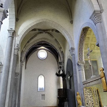 Église Saint-Thomas-de-Cantorbéry de Mur-de-Barrez