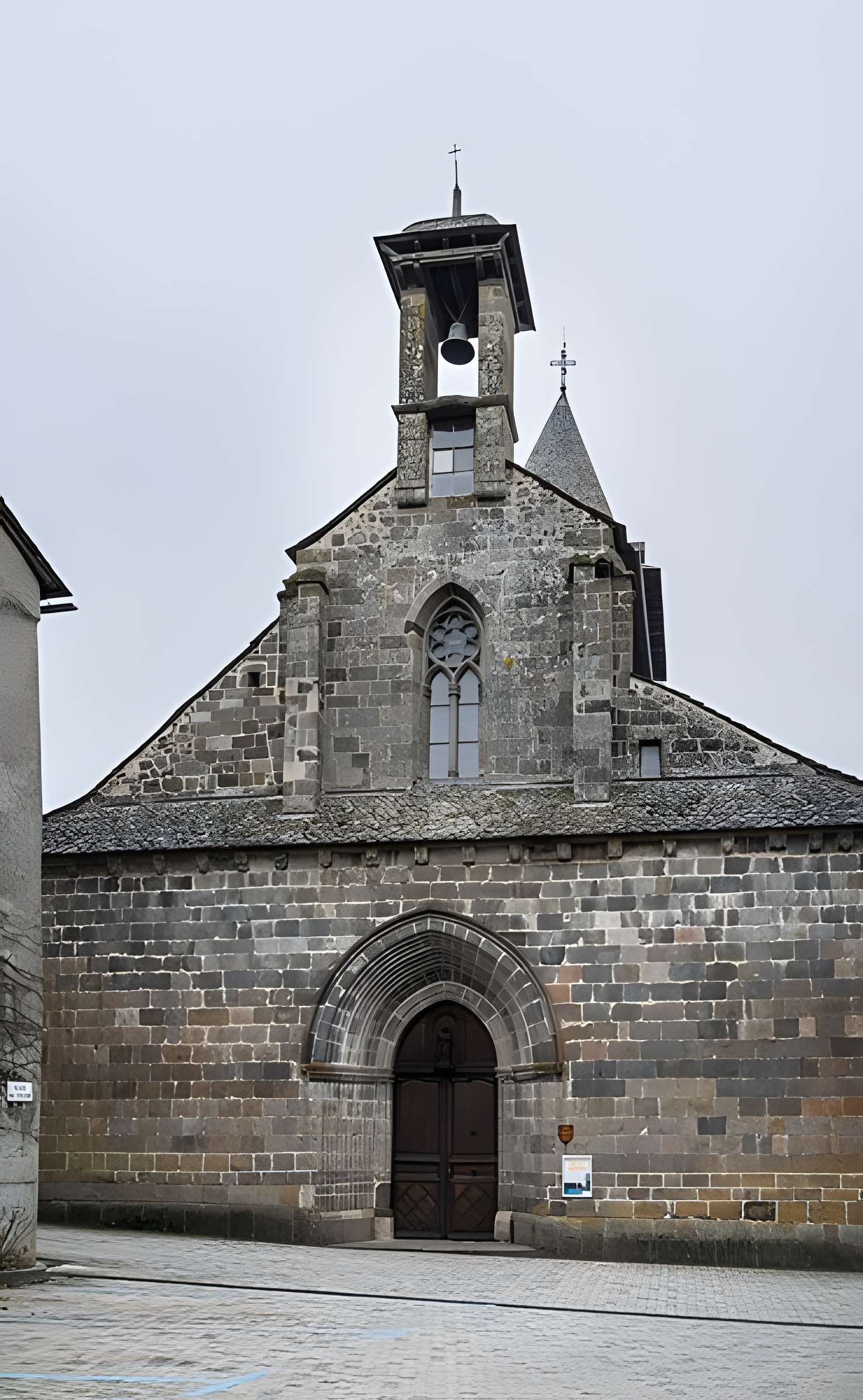 Église Saint-Thomas-de-Cantorbéry de Mur-de-Barrez