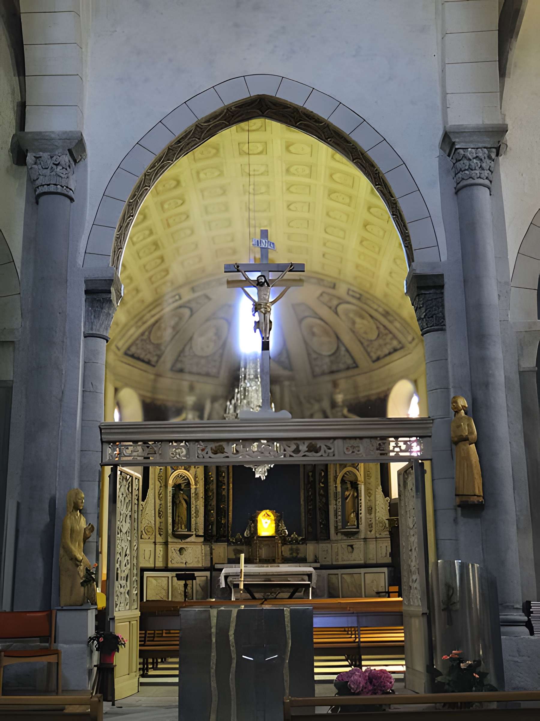 Église Saint-Thomas-de-Cantorbéry de Mur-de-Barrez