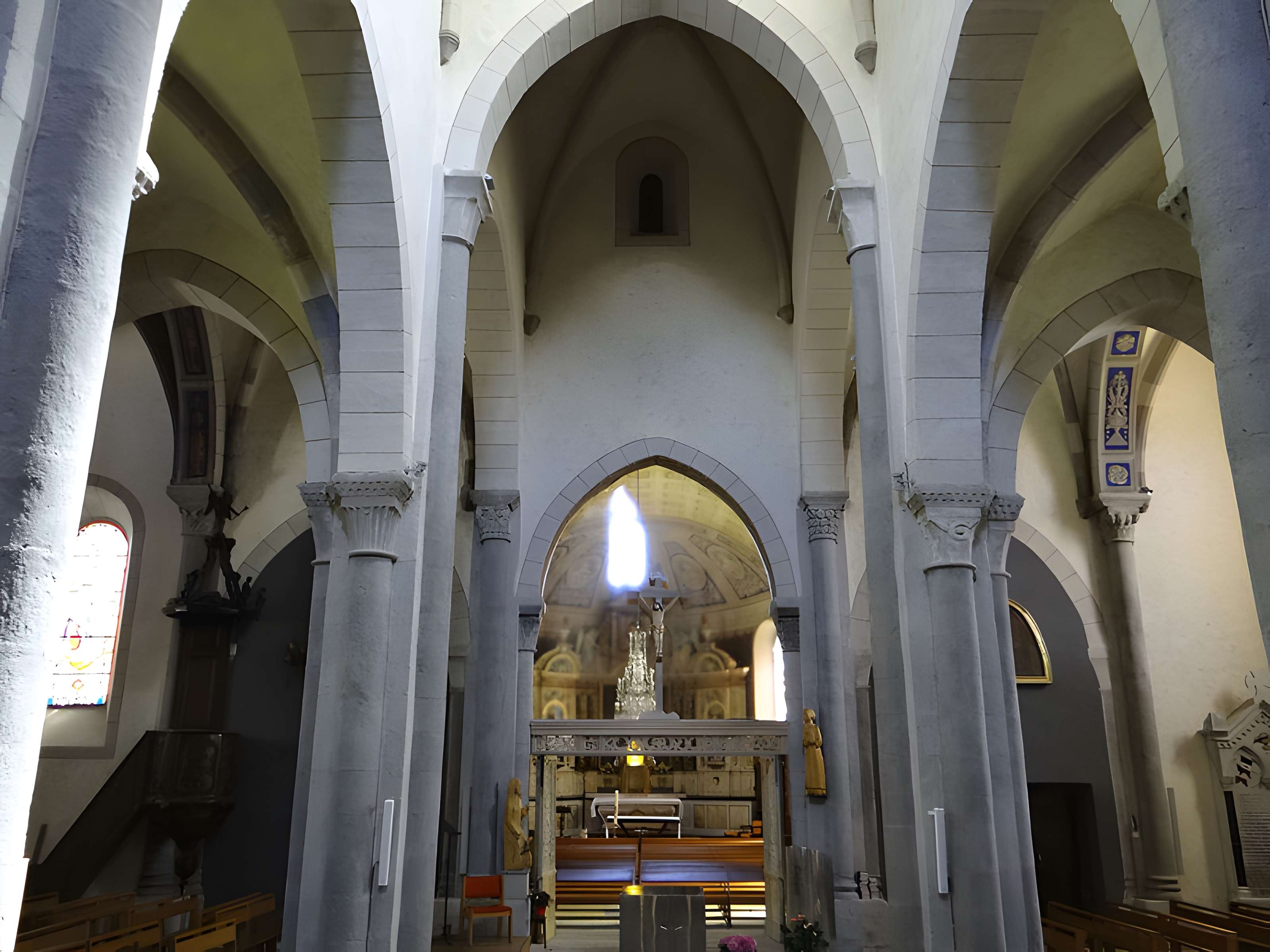 Église Saint-Thomas-de-Cantorbéry de Mur-de-Barrez