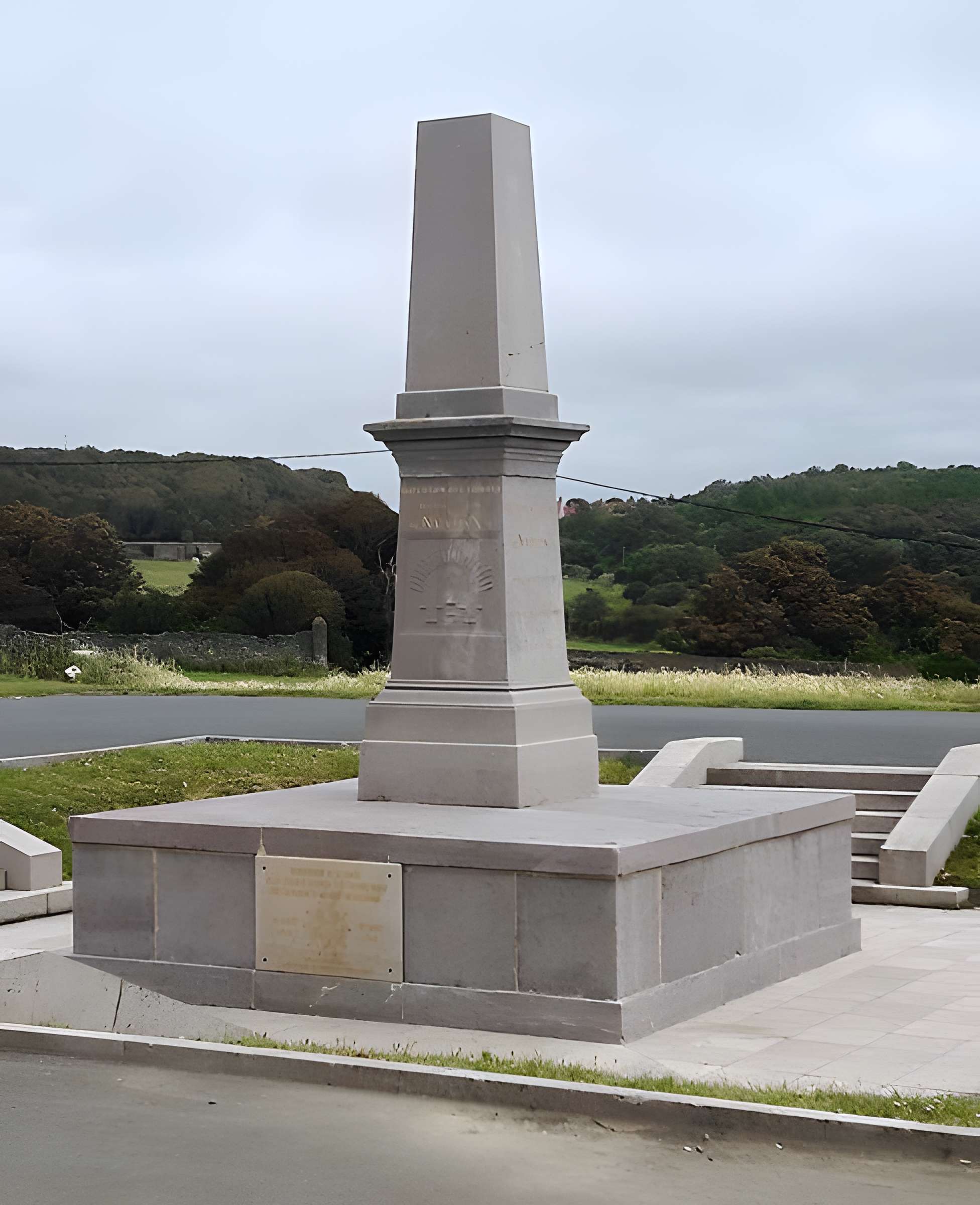 Monument de la Légion d'Honneur dit Pierre Napoléon