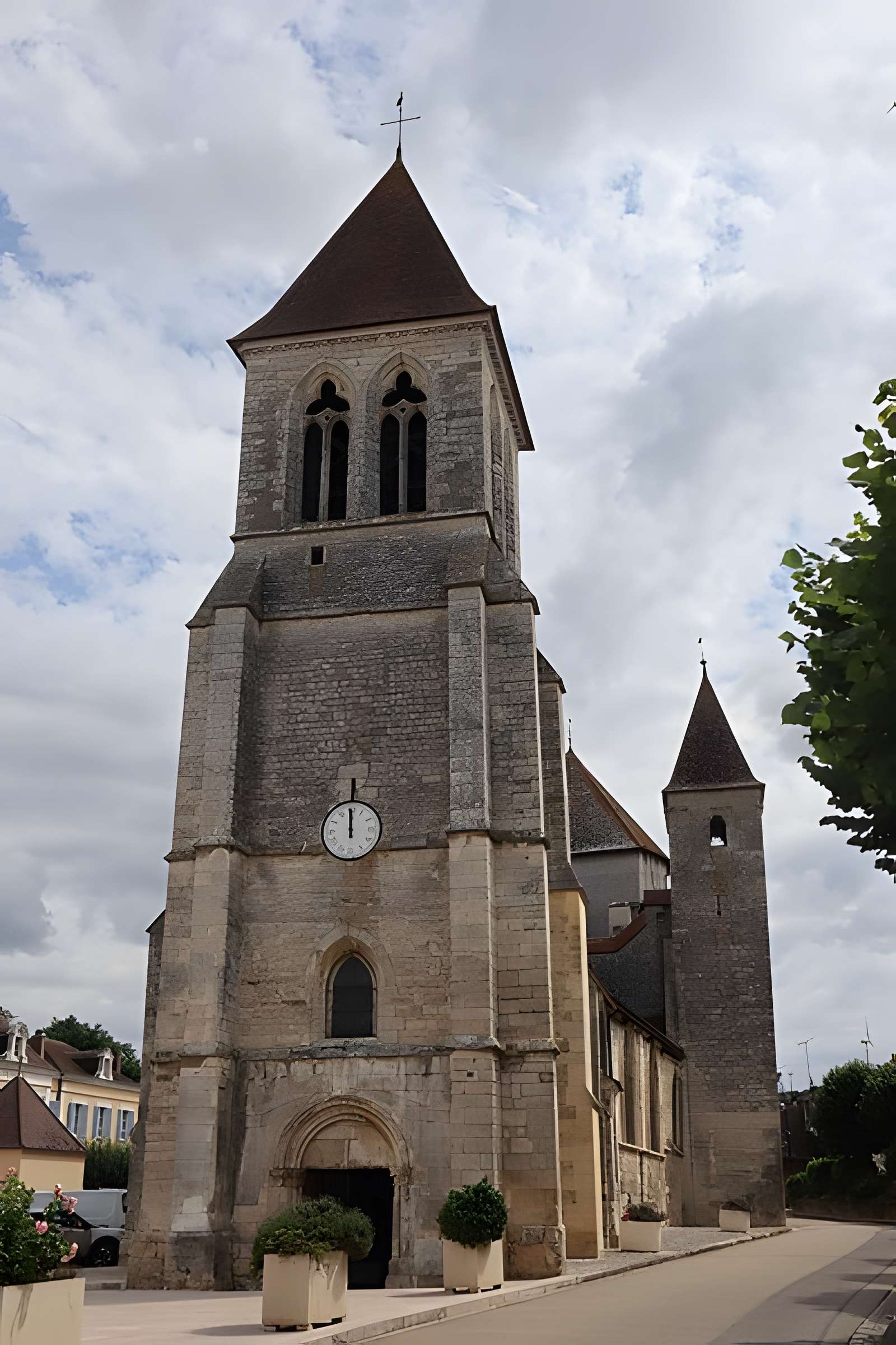 Église Saint-Valérien de Chitry