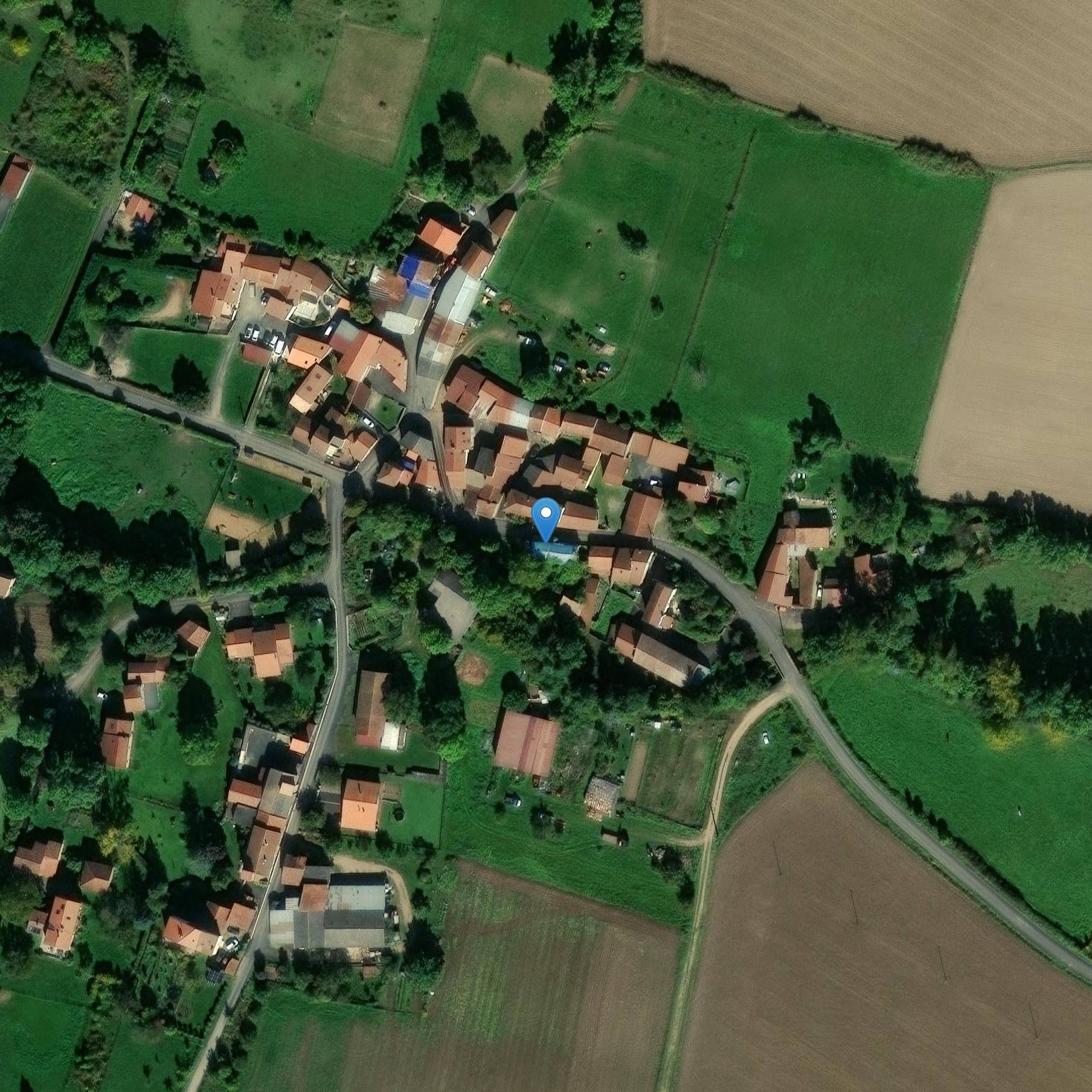 Photo de Maison située au hameau de Vinzelles