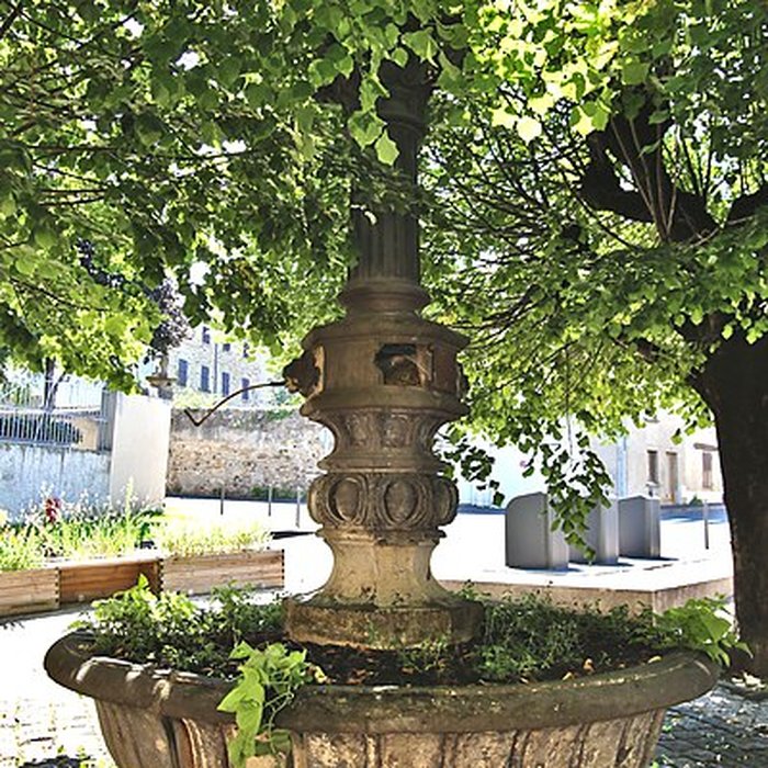 Photo de Fontaine de la Croix de la Mission