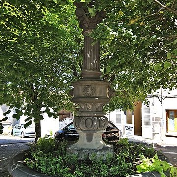 Fontaine de la Croix de la Mission