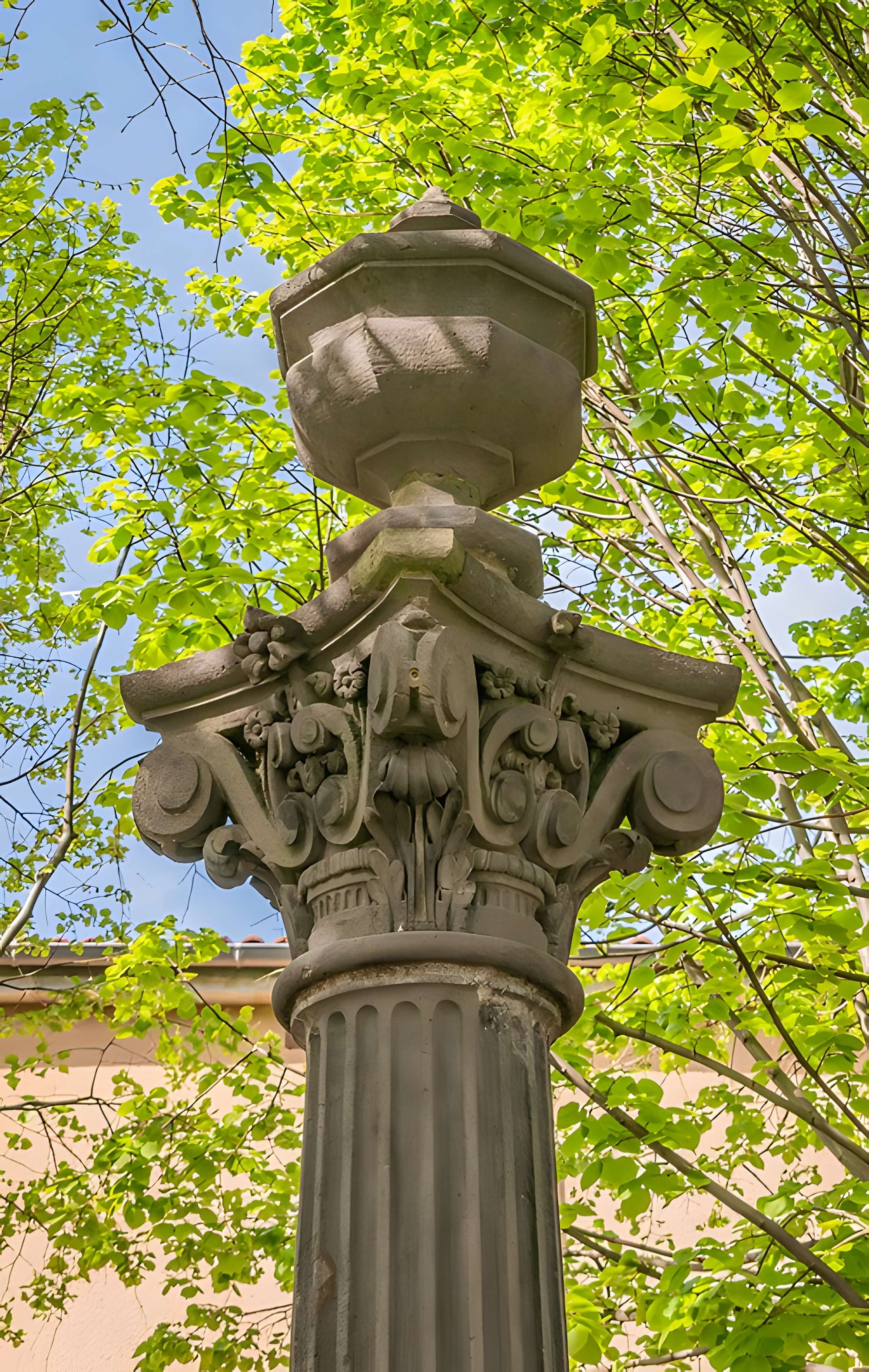 Fontaine de la Croix de la Mission