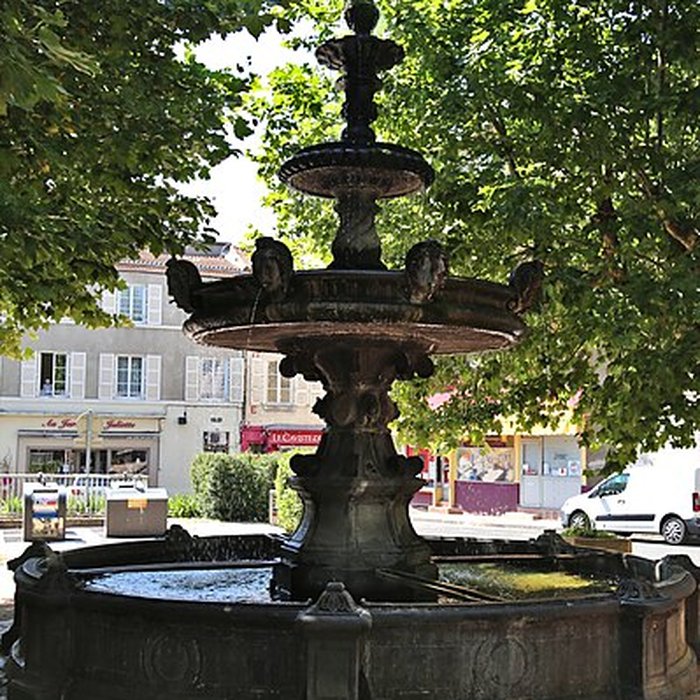Photo de Fontaine de la Halle