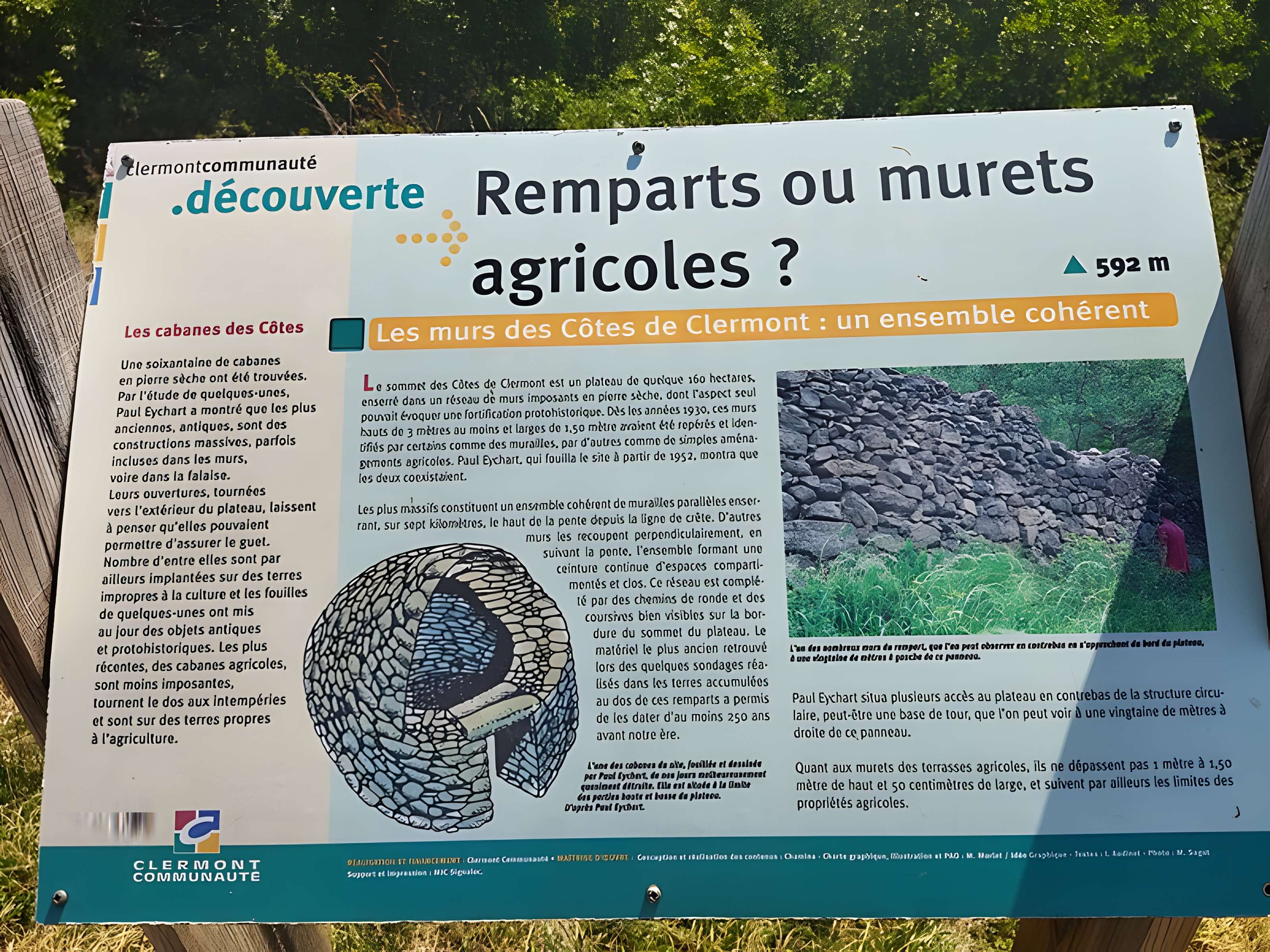 Plateau dit des Côtes de Clermont (également sur communes de Clermont-Ferrand, Durtol et Nohanent)