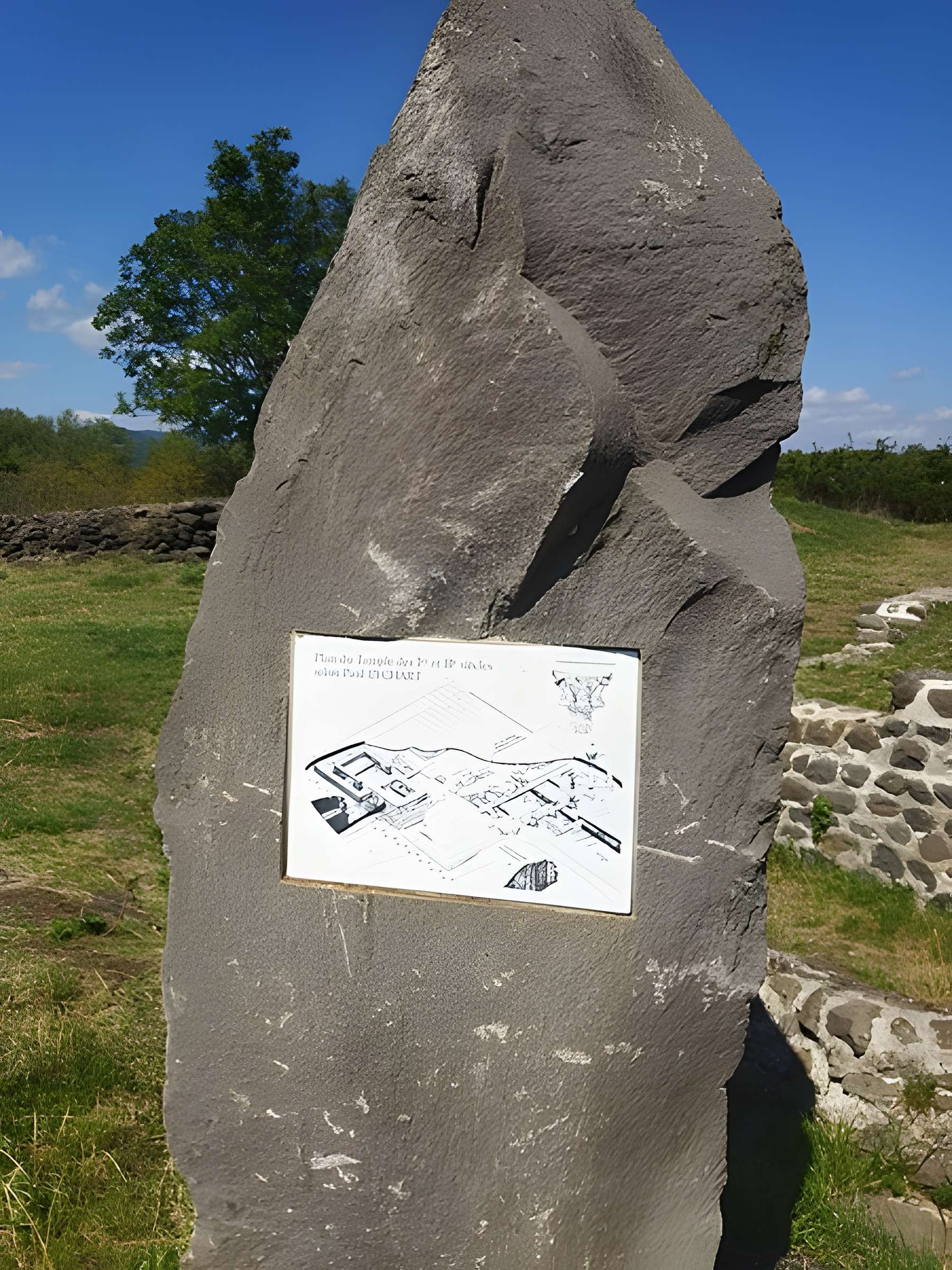 Plateau dit des Côtes de Clermont (également sur communes de Clermont-Ferrand, Durtol et Nohanent)