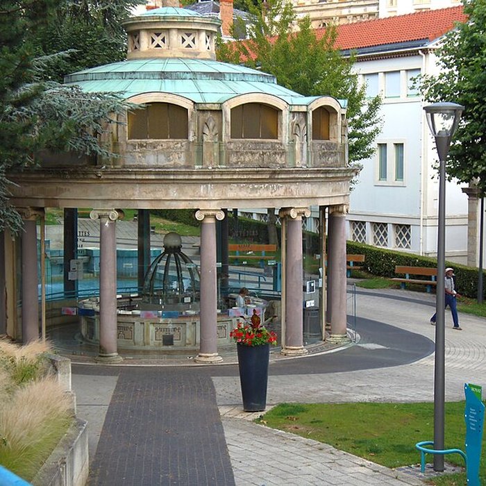 Photo de Etablissement thermal également sur commune de Chamalières