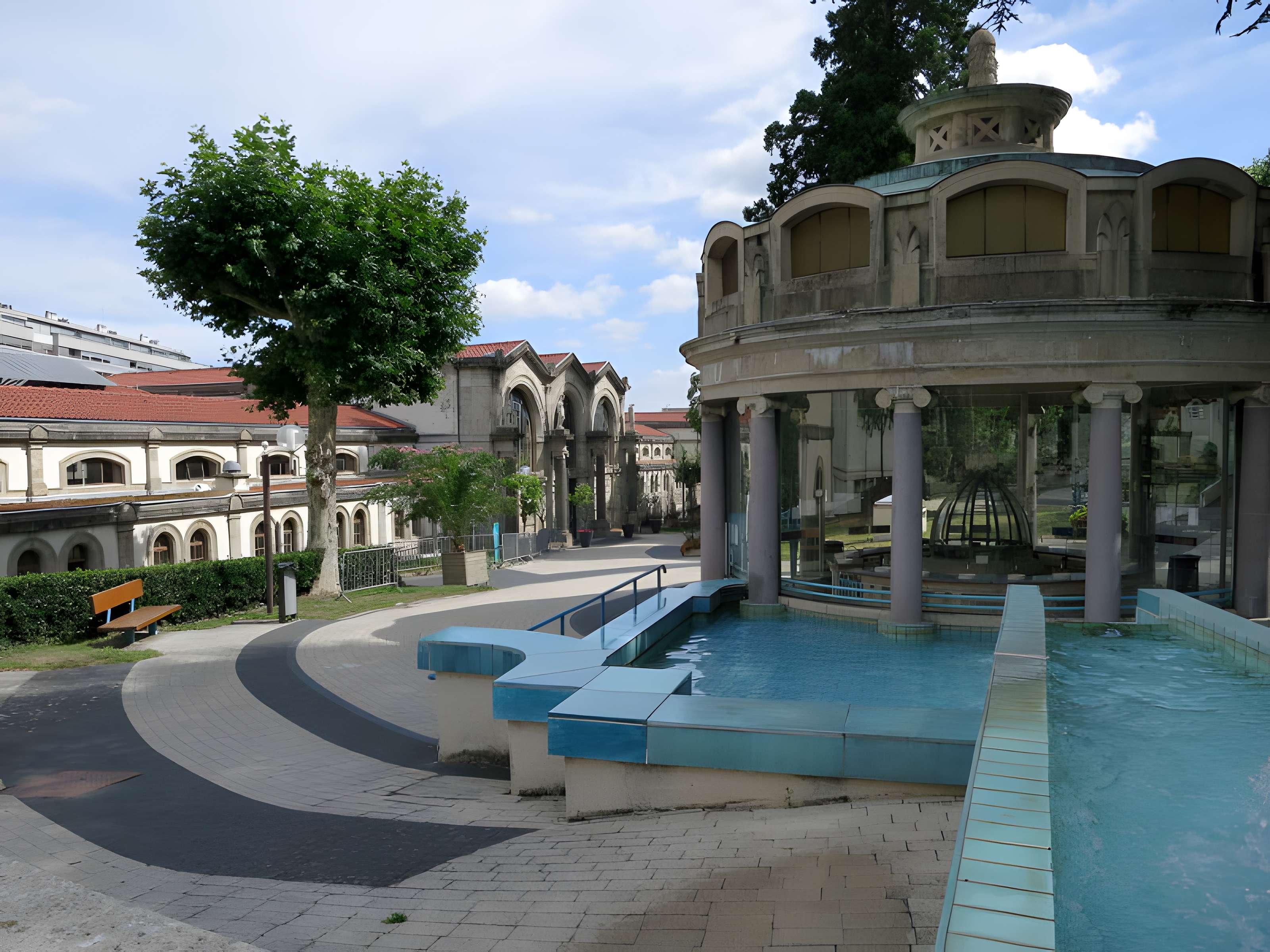 Etablissement thermal (également sur commune de Royat)