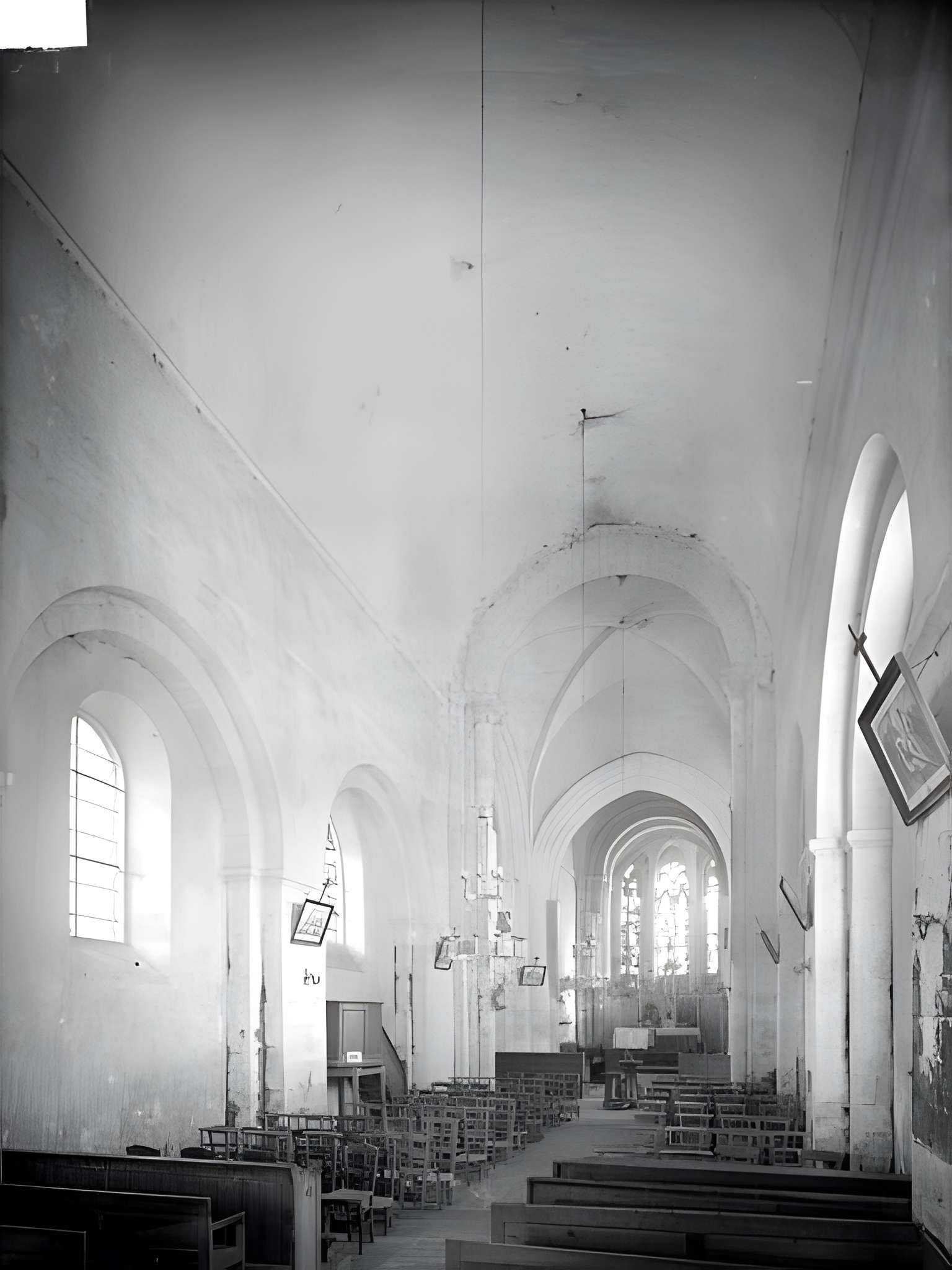 Église Saint-Vigor de Perrières