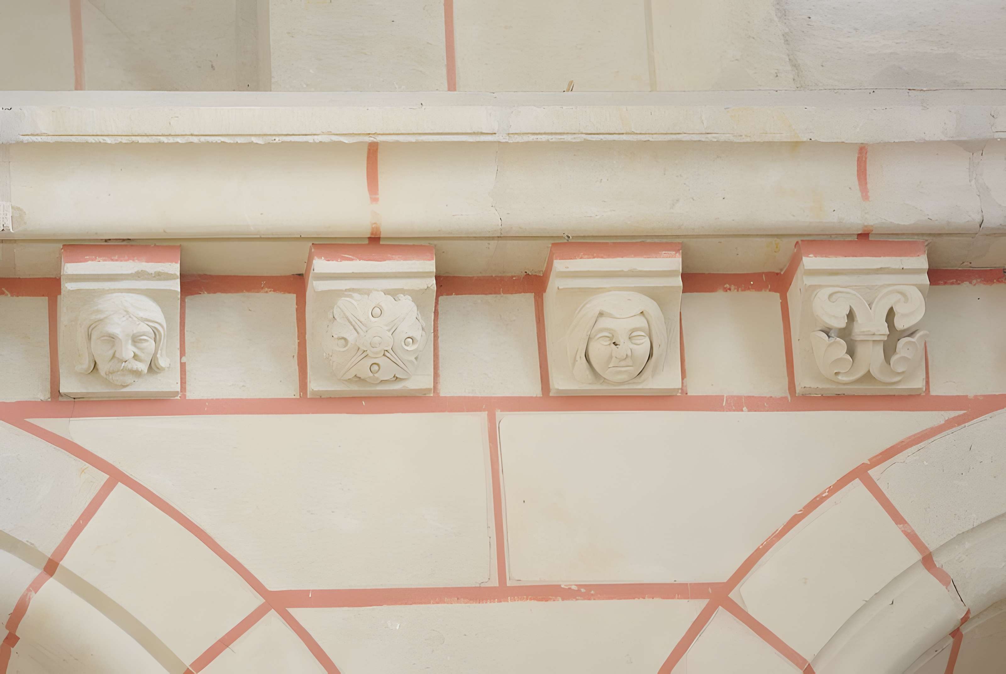 Église Saint-Vincent de Brézé