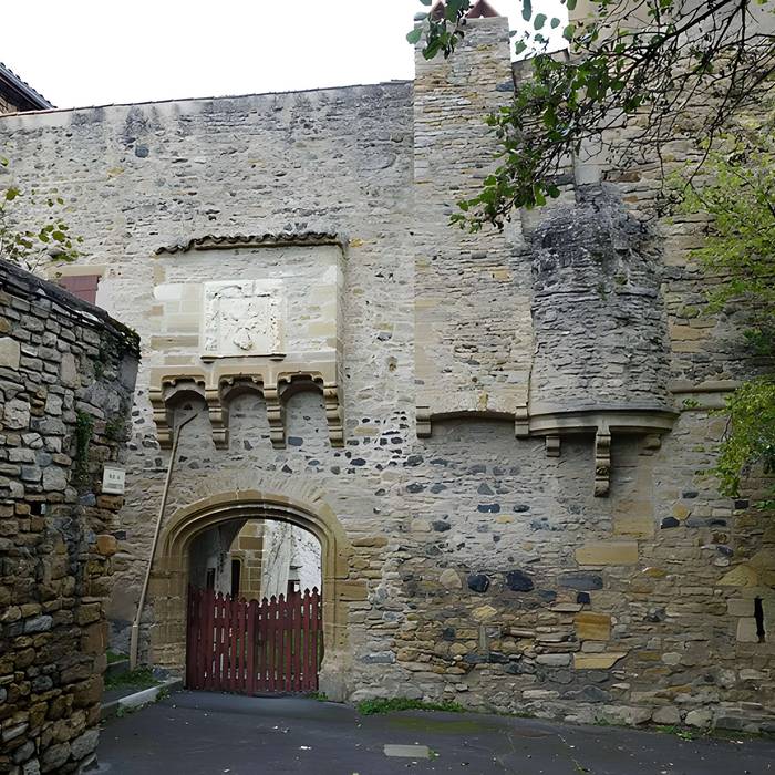Photo de Restes de lancien prieuré des Templiers