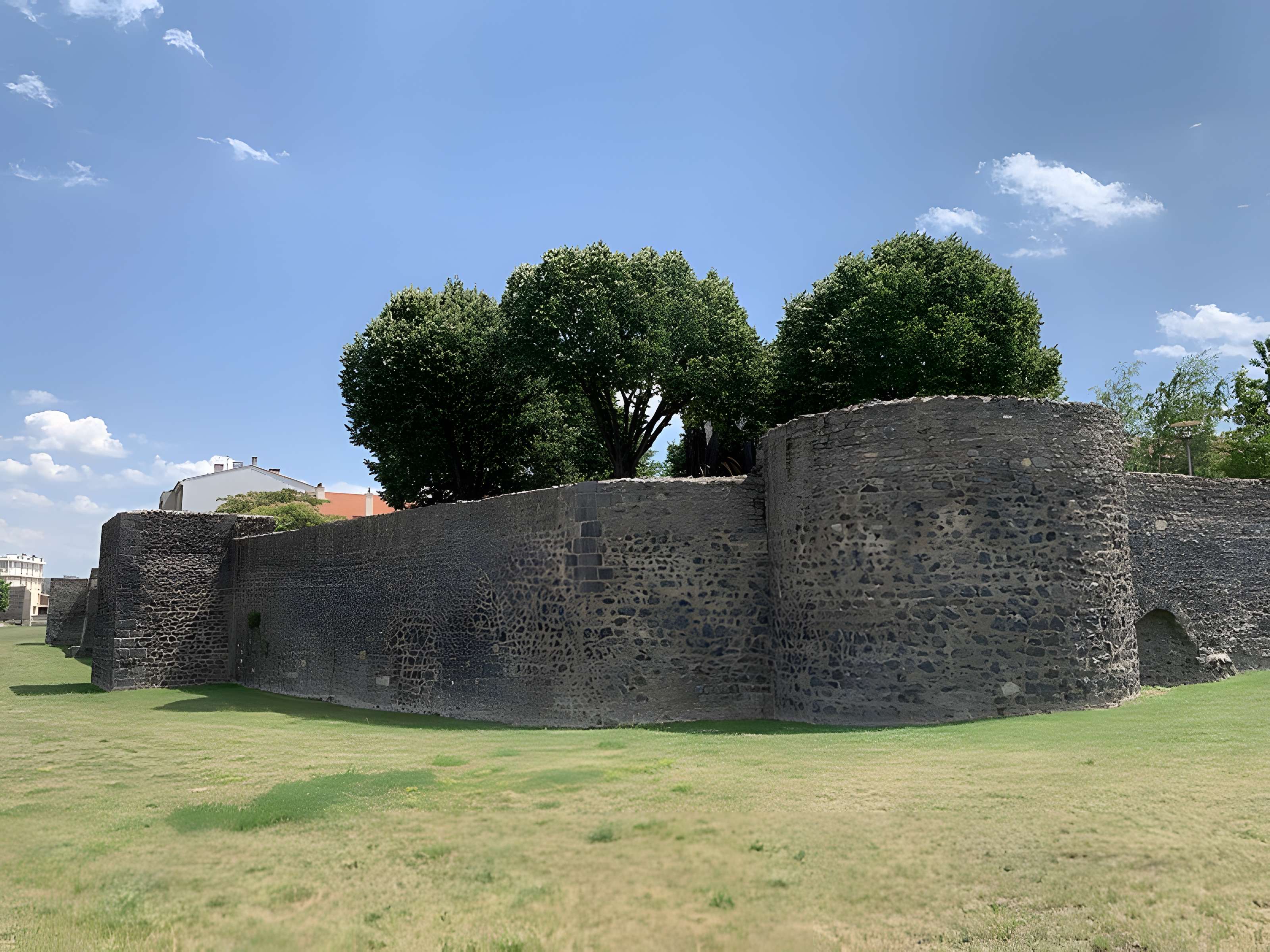 Fortifications d'agglomération de Montferrand