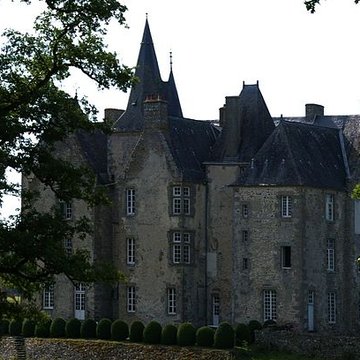 Château de Bourgon à Montourtier