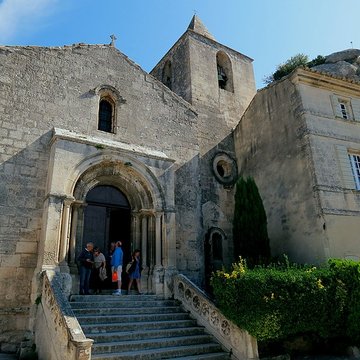 Église Saint-Vincent des Baux