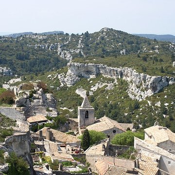 Église Saint-Vincent des Baux