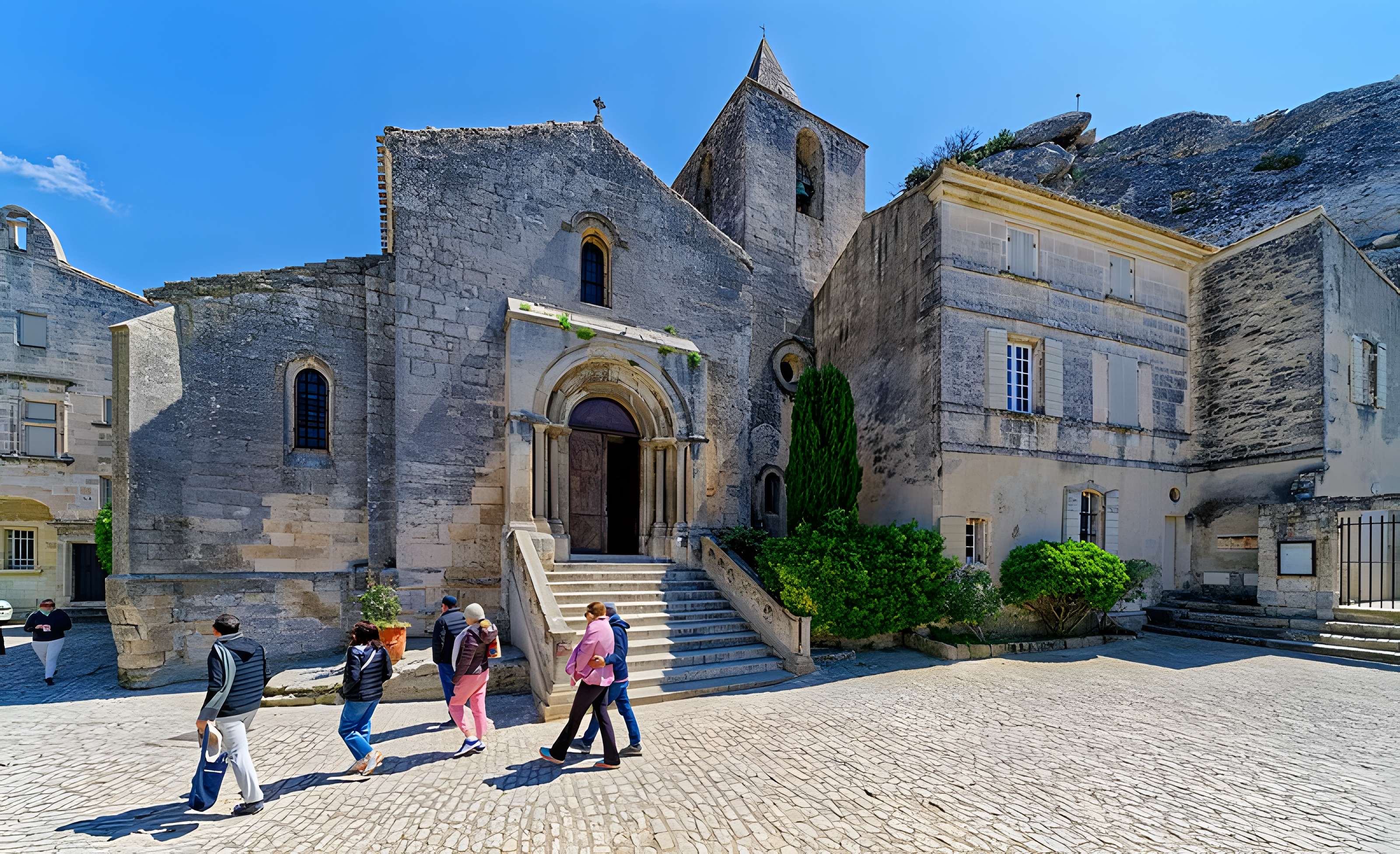 Église Saint-Vincent des Baux