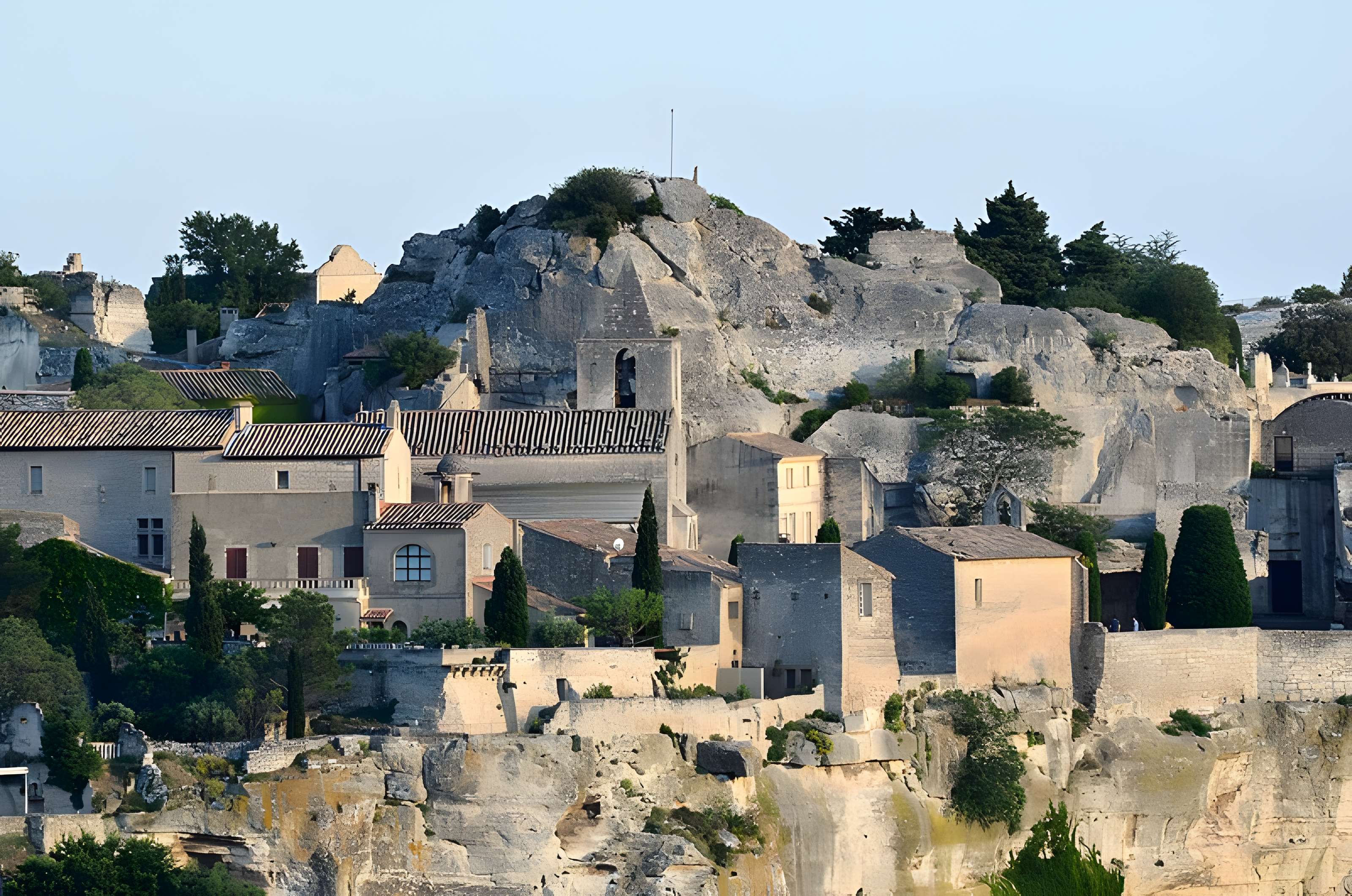 Église Saint-Vincent des Baux