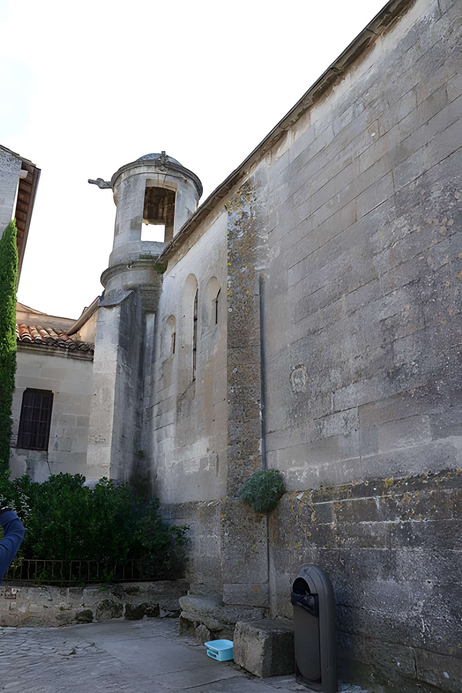 Église Saint-Vincent des Baux