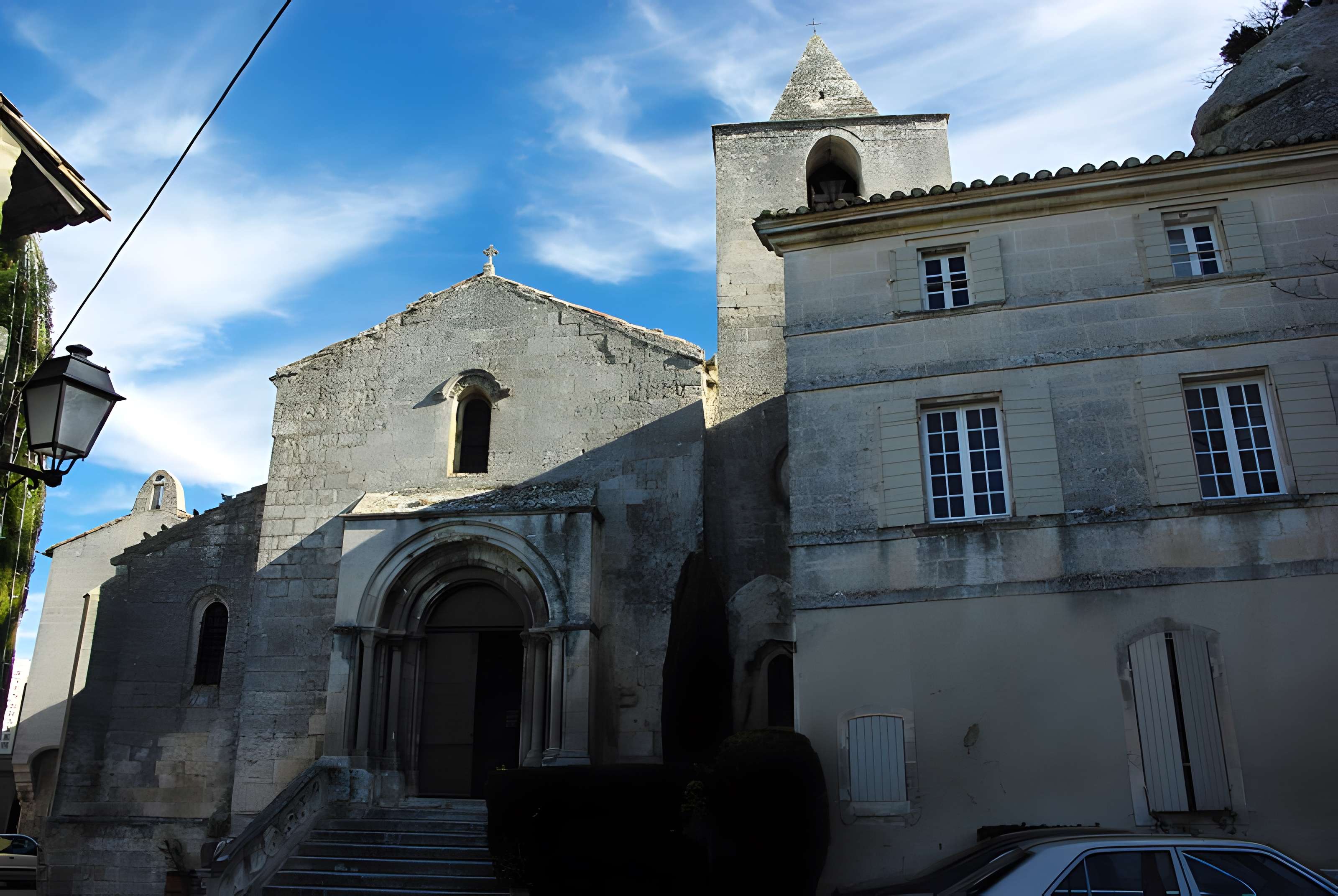 Église Saint-Vincent des Baux
