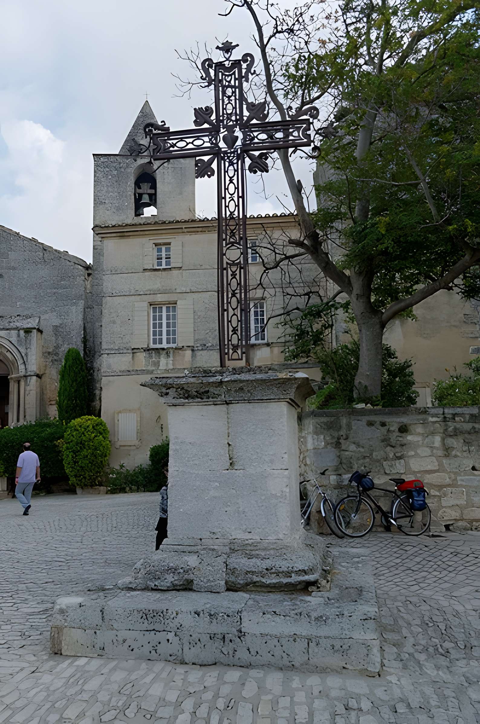 Église Saint-Vincent des Baux