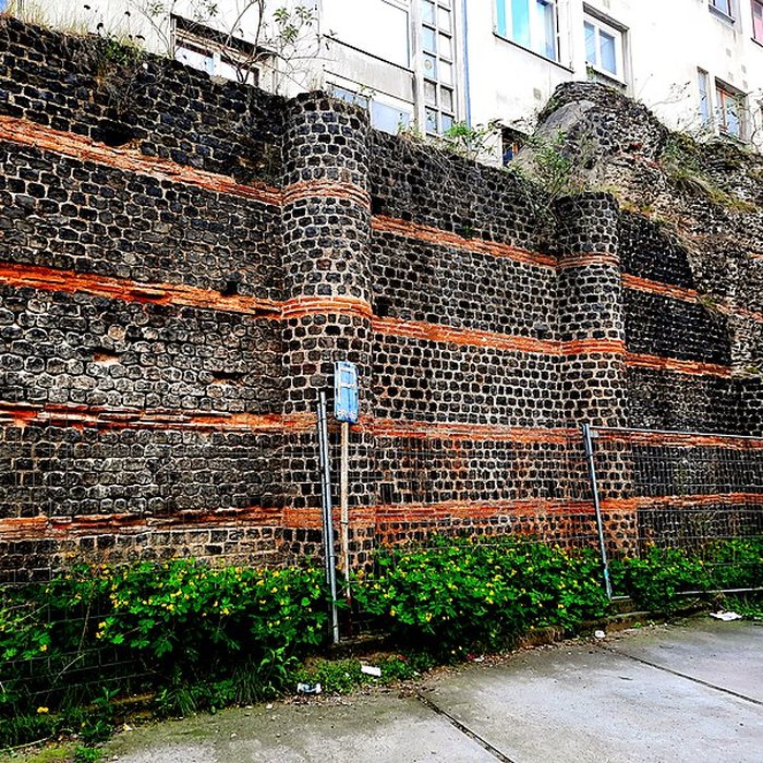 Photo de Temple de Vasso Galate murailles dites des Sarrasins