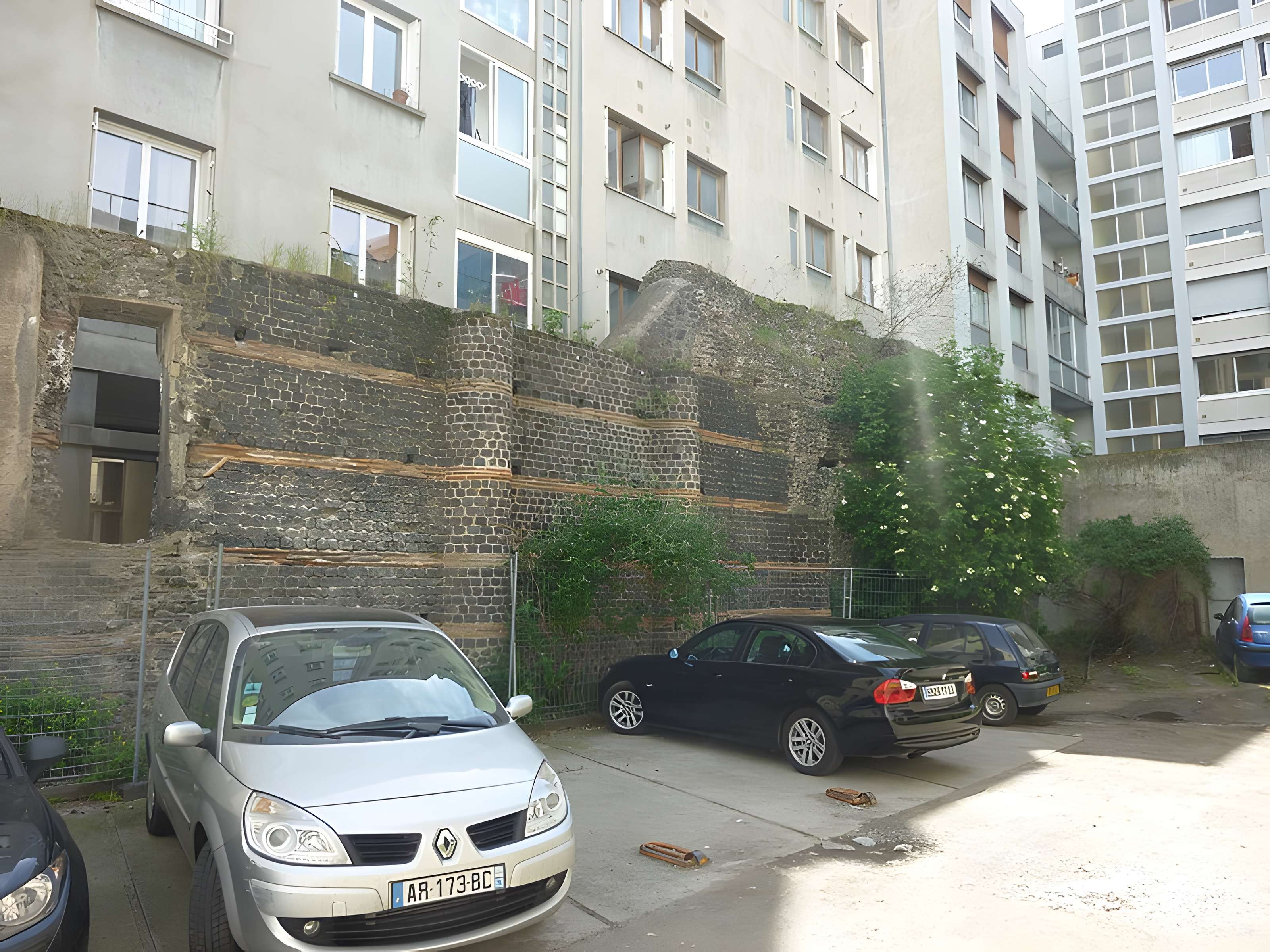 Temple de Vasso Galate (murailles dites des Sarrasins)