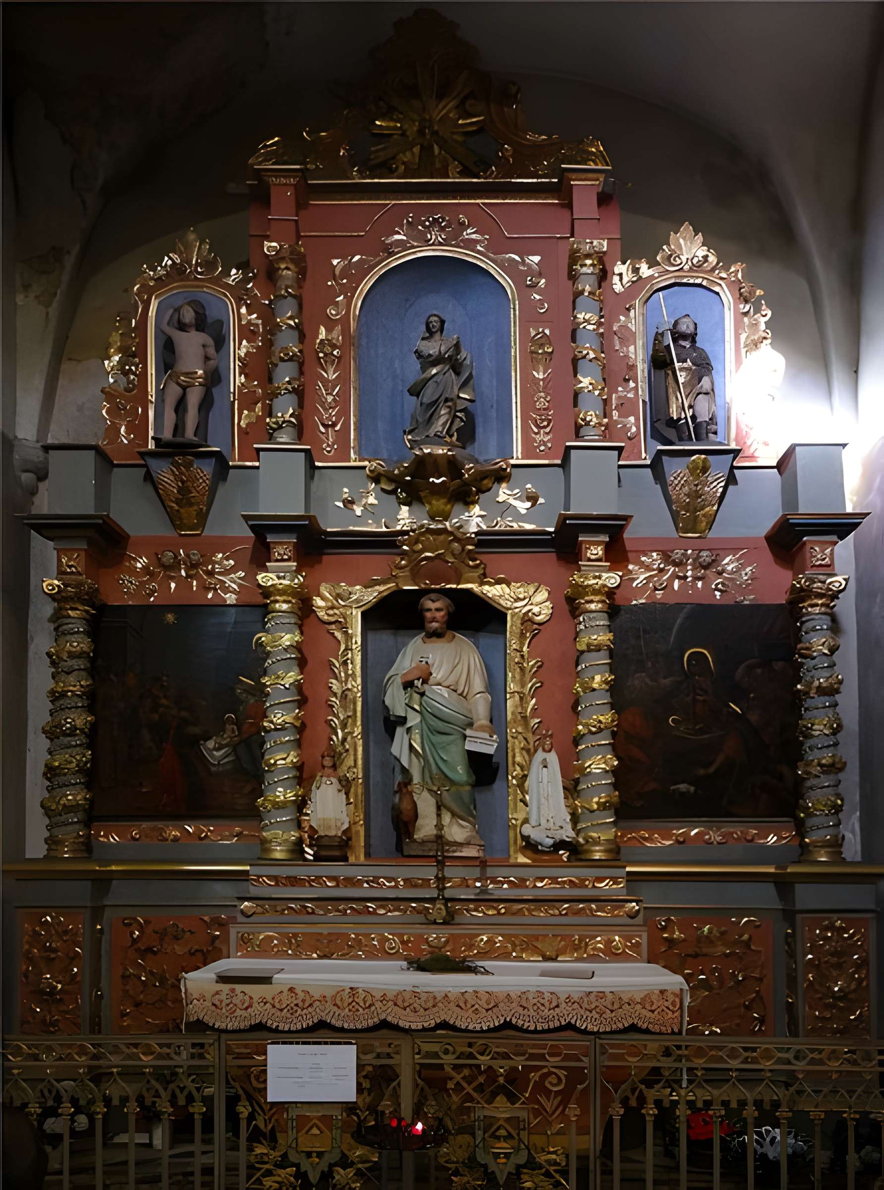 Église Saint-Vincent-d'En-Haut d'Eus