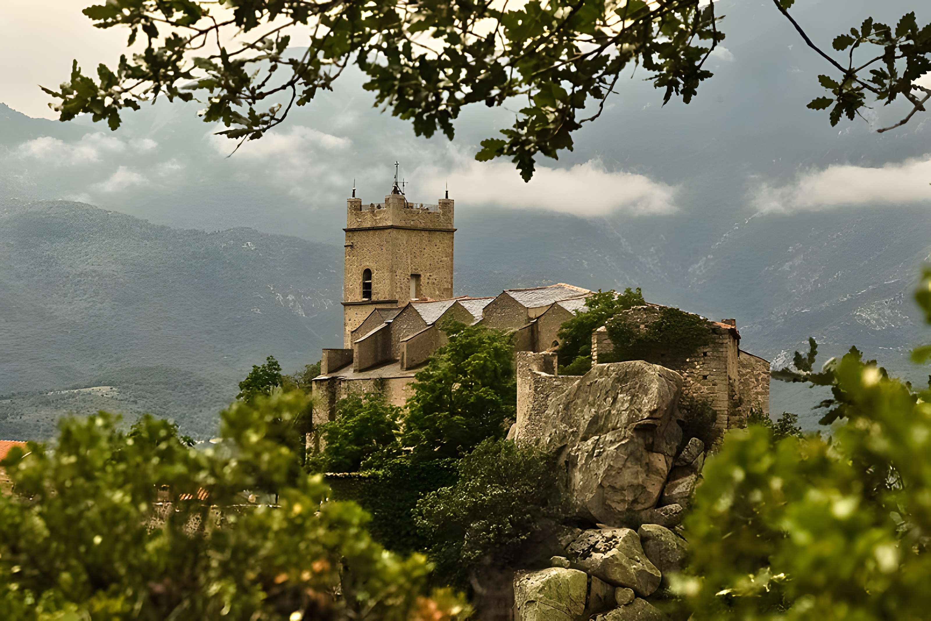 Église Saint-Vincent-d'En-Haut d'Eus
