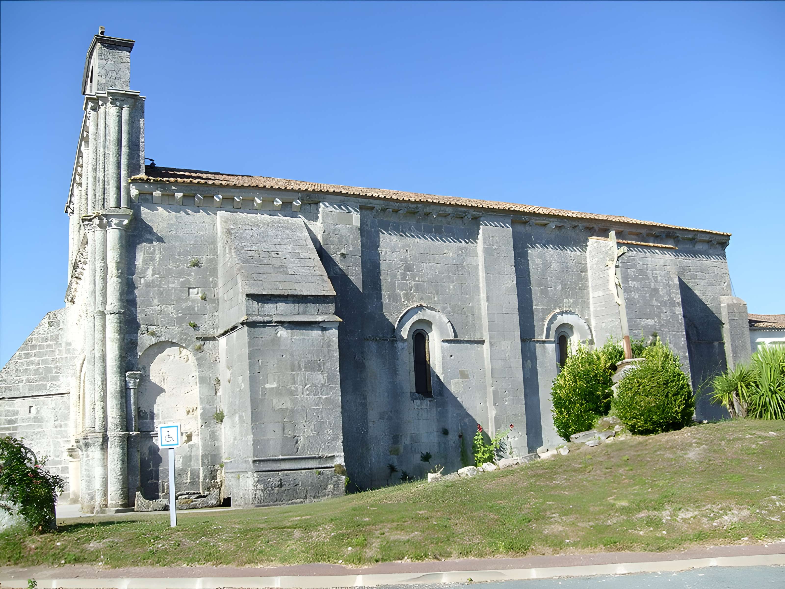 Église Saint-Vivien de Breuillet