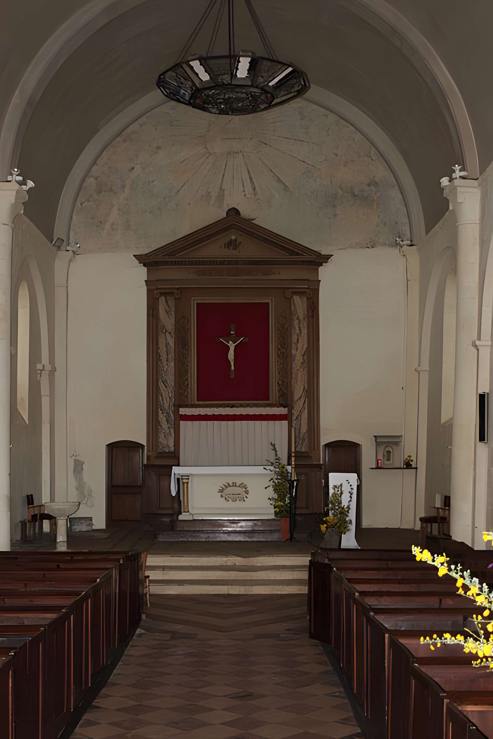 Église Saint-Vivien de Breuillet