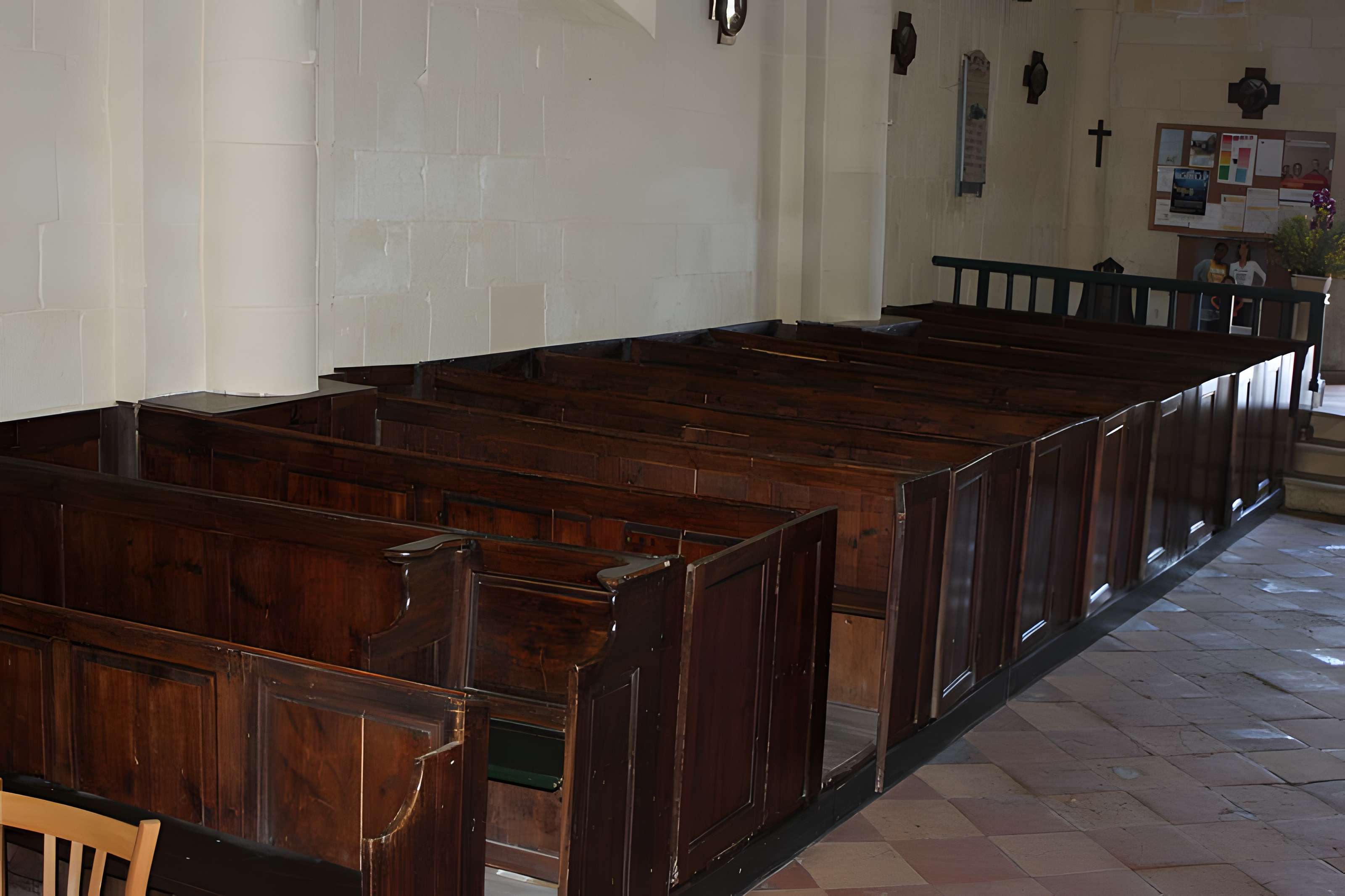 Église Saint-Vivien de Breuillet