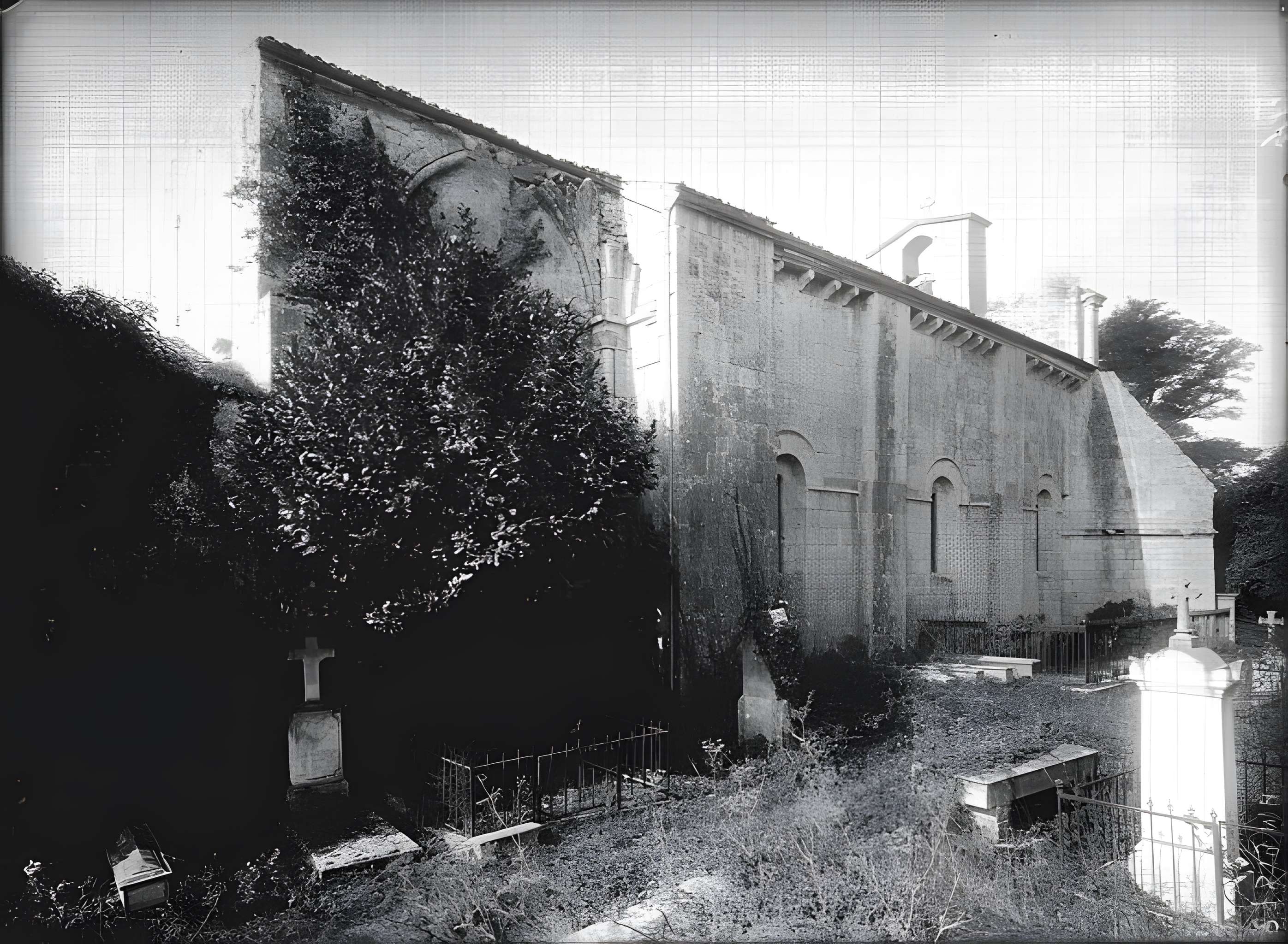 Église Saint-Vivien de Breuillet