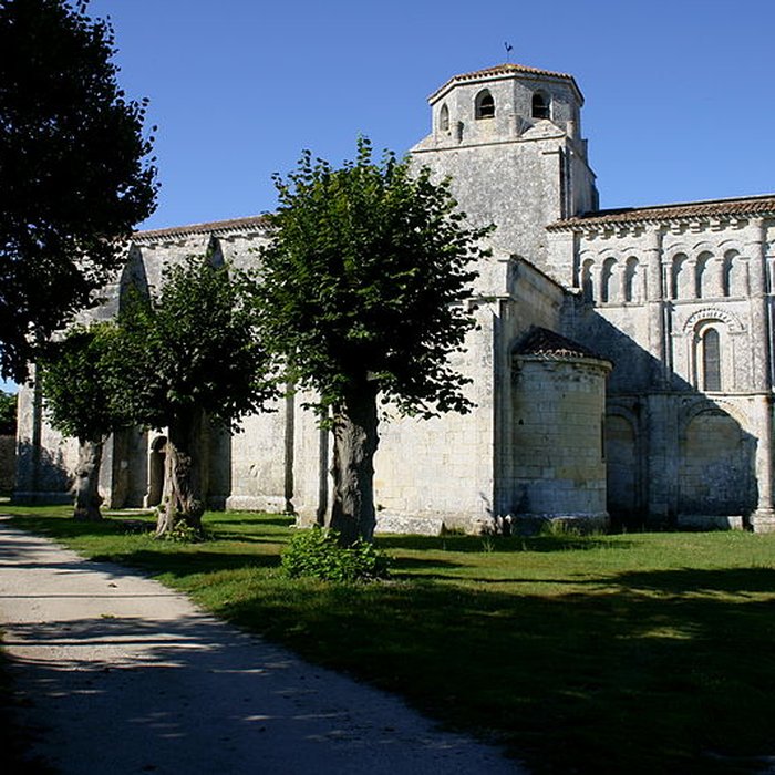 Photo de Église Saint-Vivien de Geay