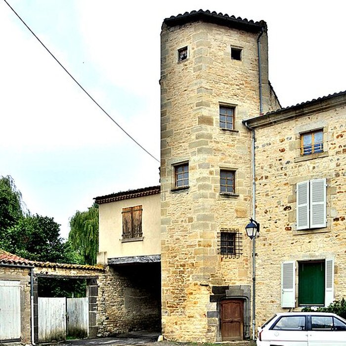 Photo de Maison sise au Nord-Ouest de la place de lEglise