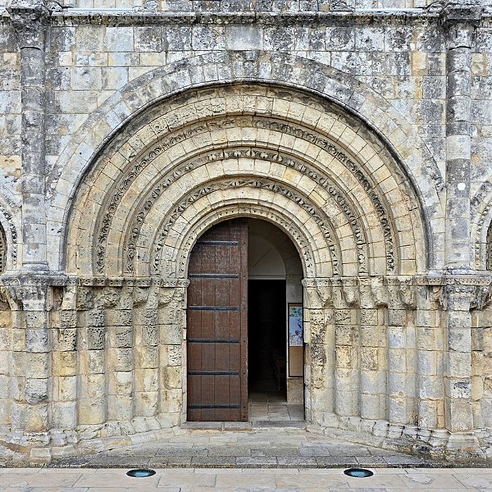 Photo de Église Saint-Vivien de Pons