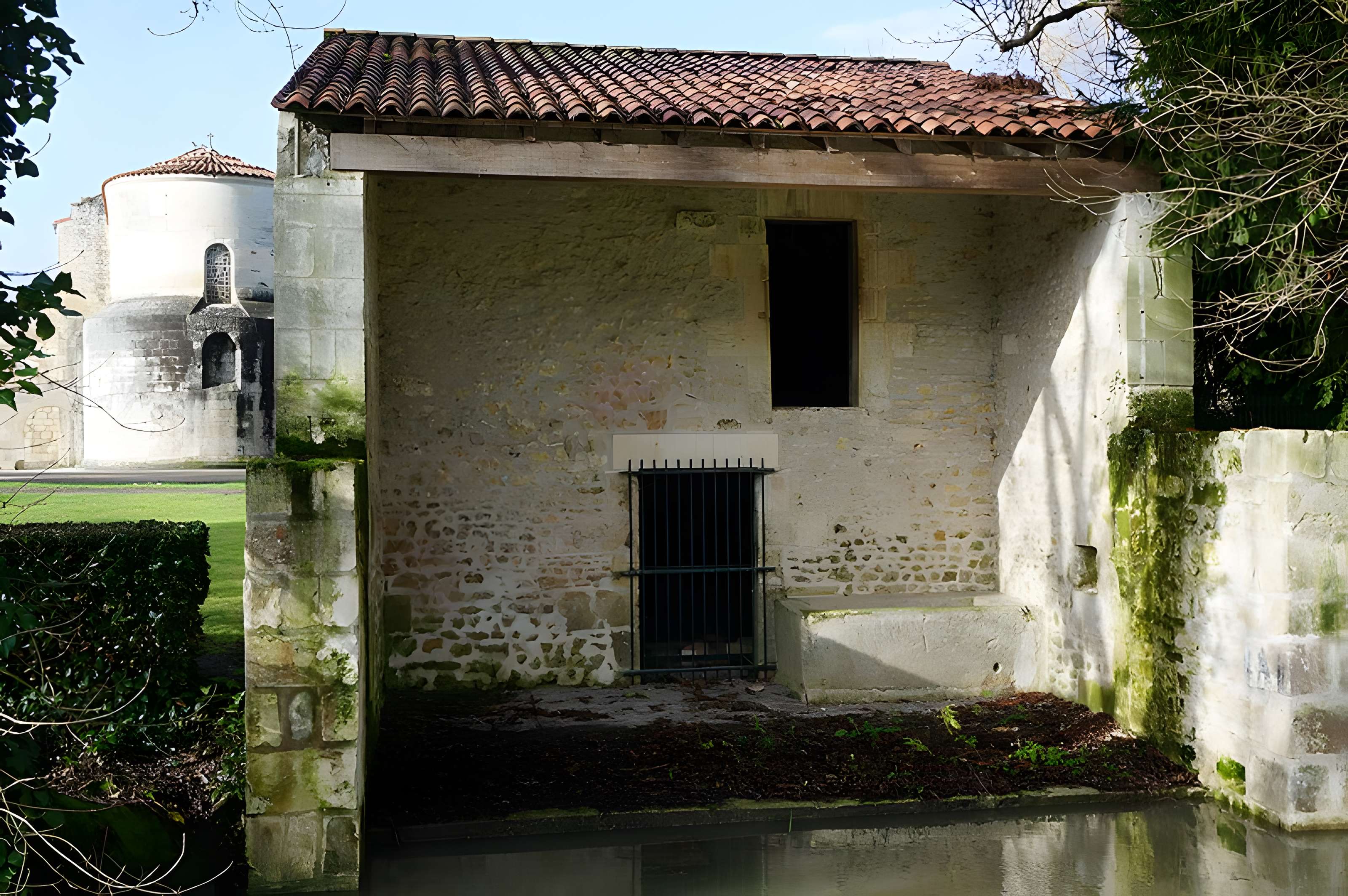Église Saint-Vivien de Pons