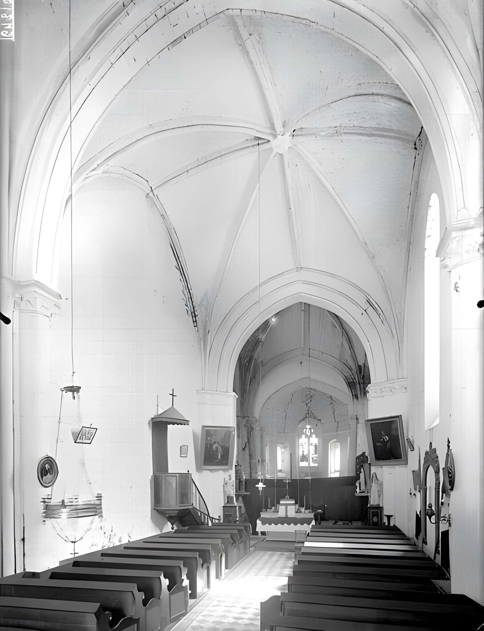 Église Saint-Vivien de Vandré