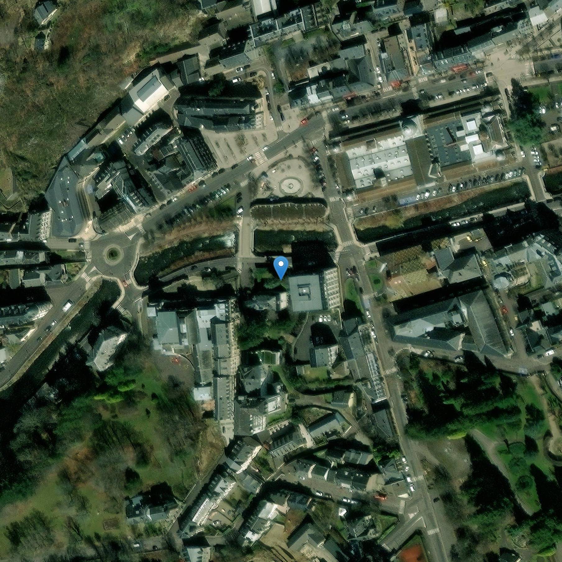 Photo de Suite di cinque terminali blindati