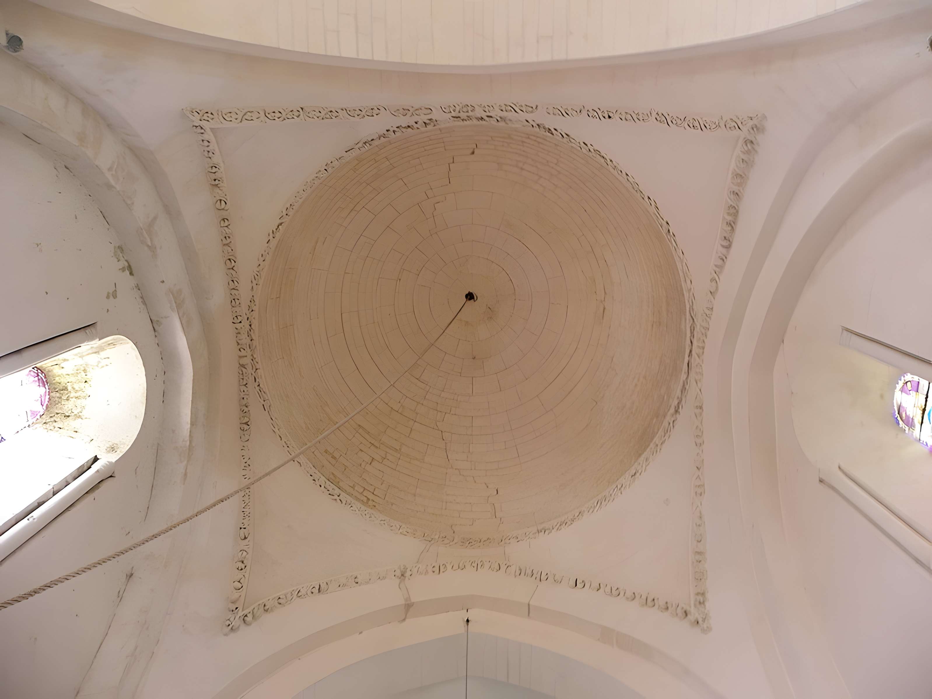 Église Saint-Vivien d'Écoyeux