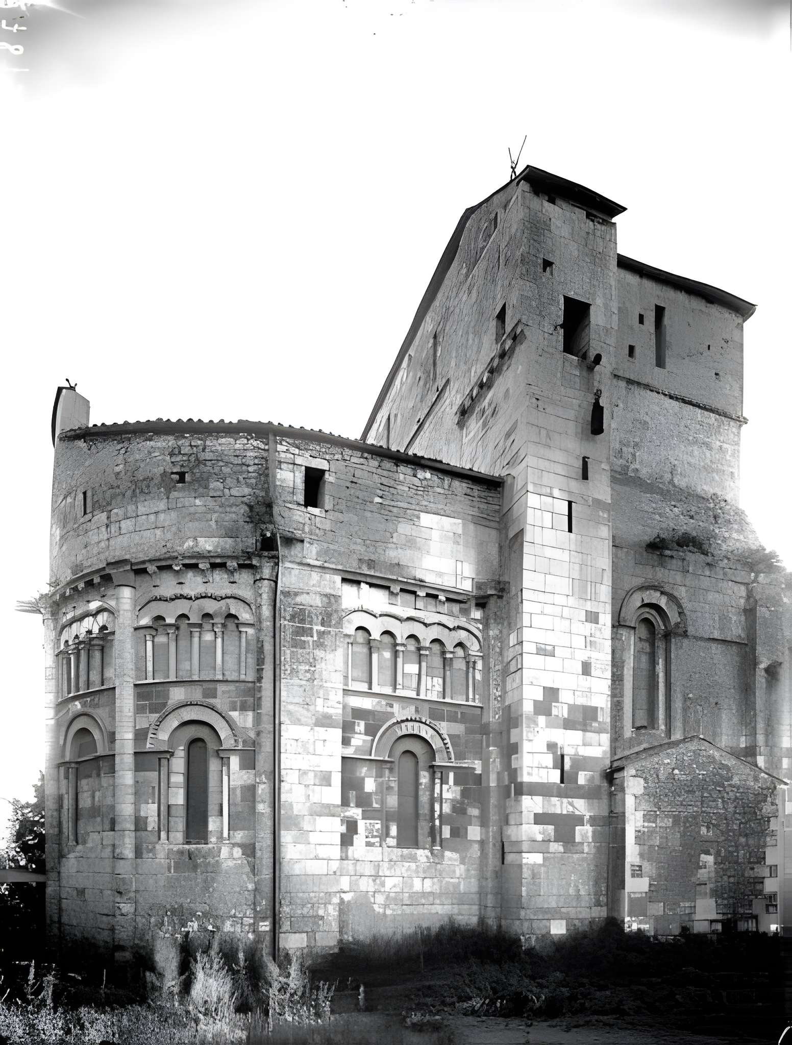 Église Saint-Vivien d'Écoyeux