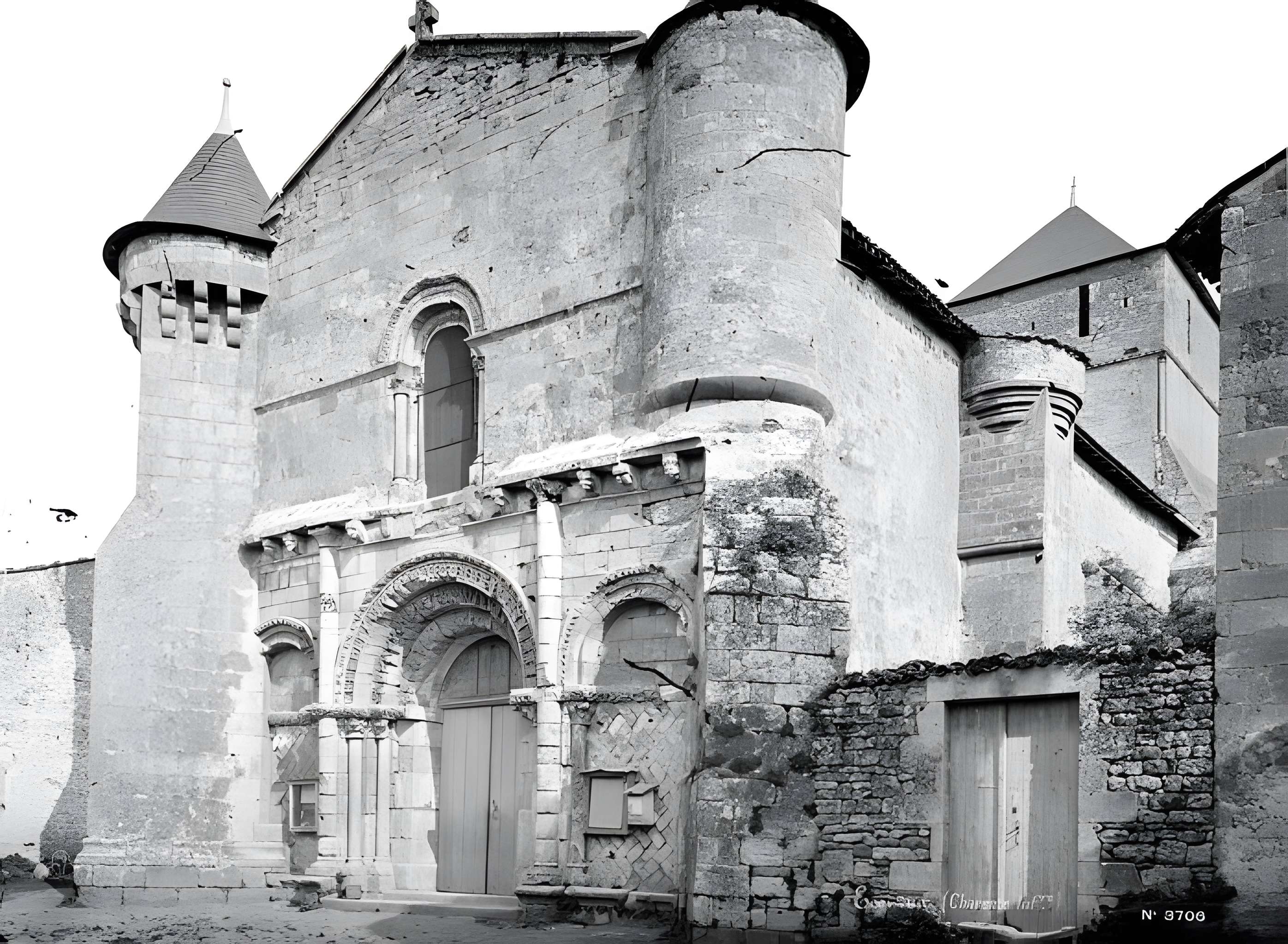 Église Saint-Vivien d'Écoyeux