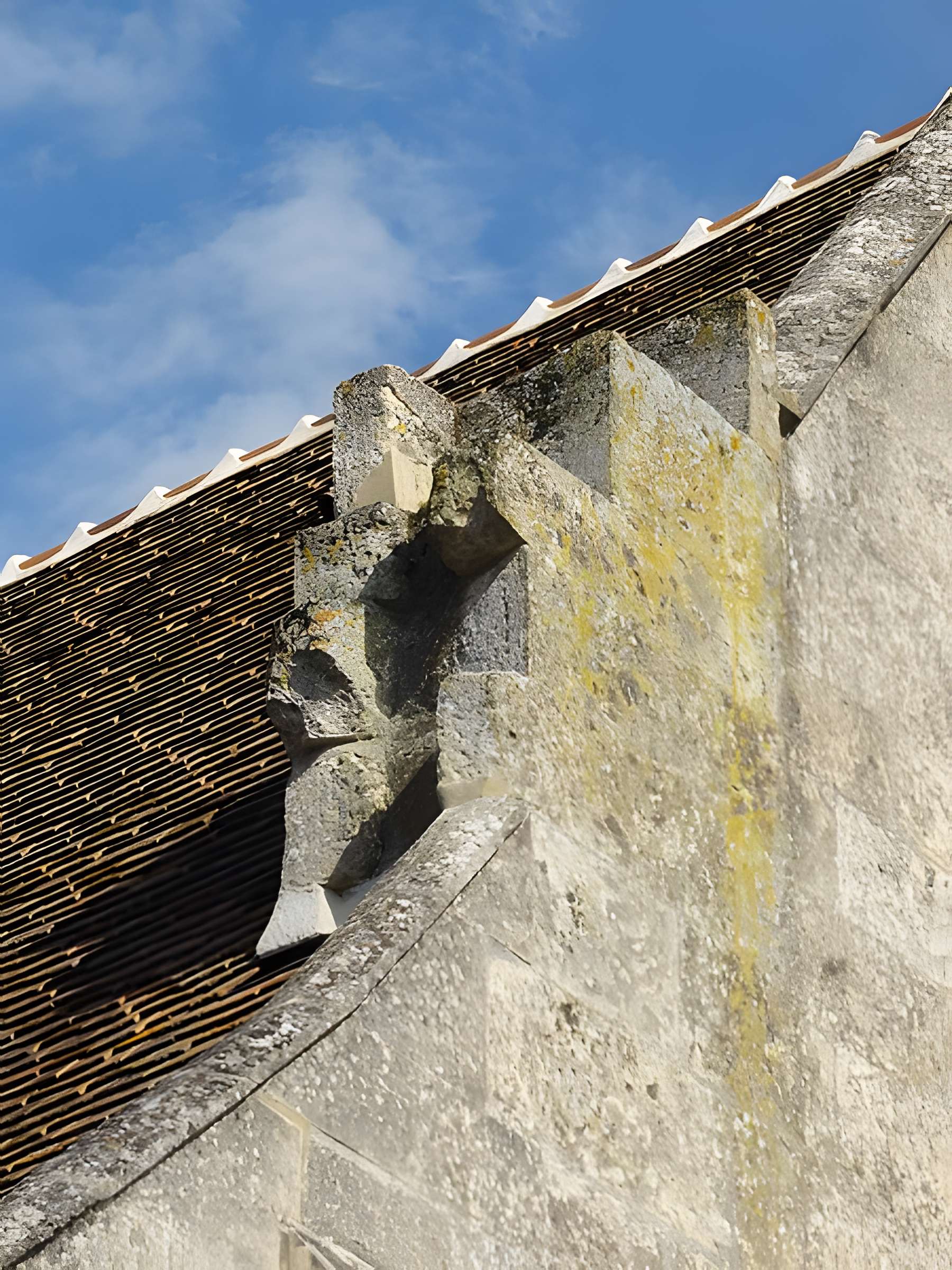 Église Saint-Wandrille de Rivecourt