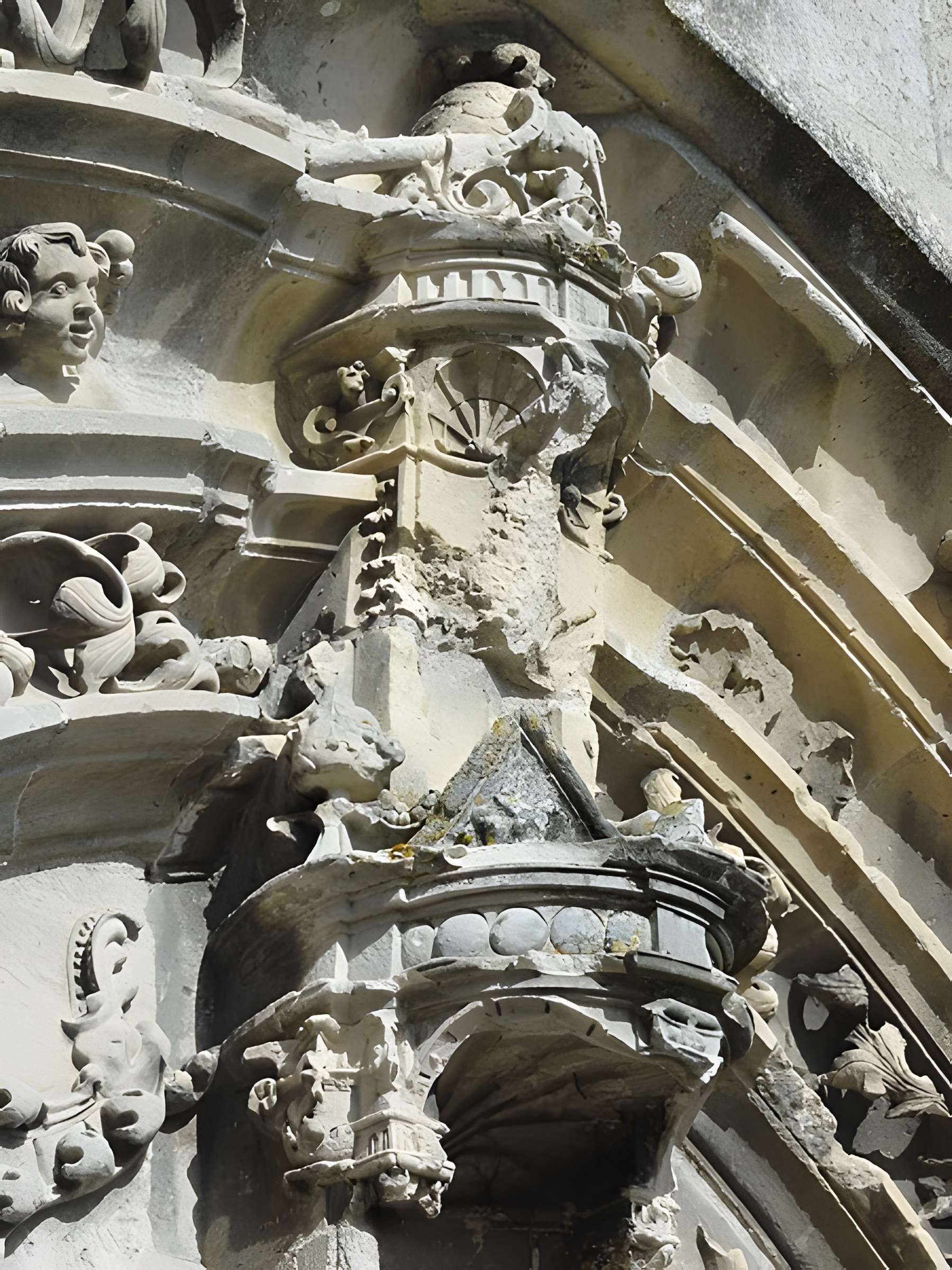 Église Saint-Wandrille de Rivecourt