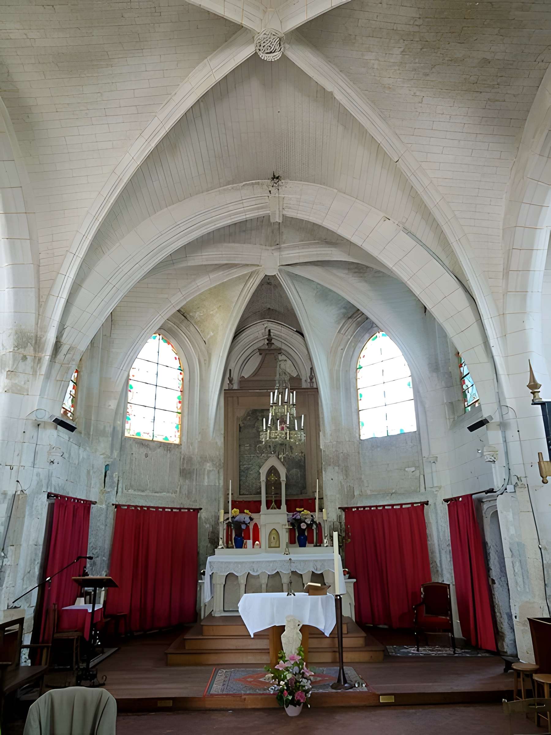 Église Saint-Wandrille de Rivecourt