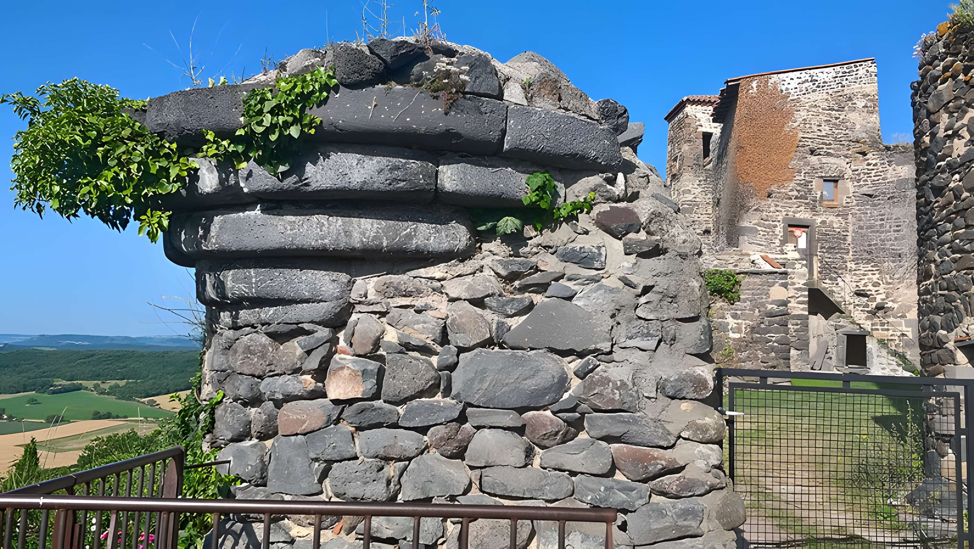 Château fort du Broc
